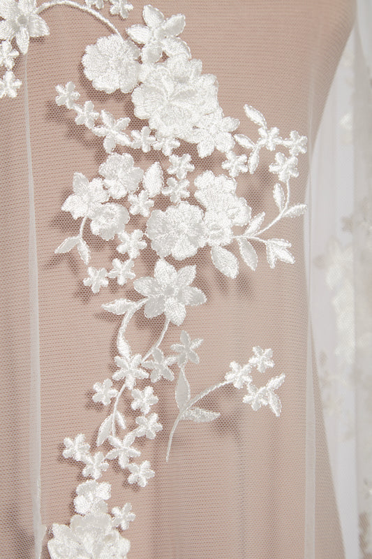 S0086 EMBROIDERY TULLE WITH 3D FLOWERS OFF WHITE
