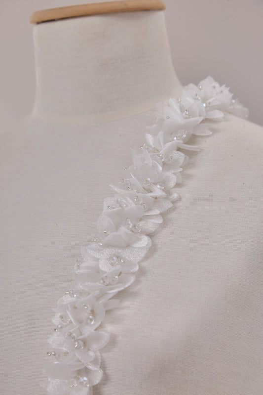 S0656 EMBROIDERY APPLIQUÉ WITH ORGANZA FLOWERS AND BEADS