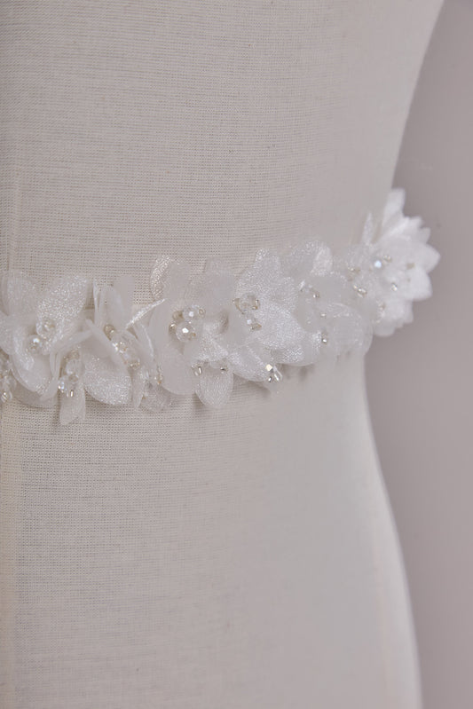 S0656 EMBROIDERY APPLIQUÉ WITH ORGANZA FLOWERS AND BEADS