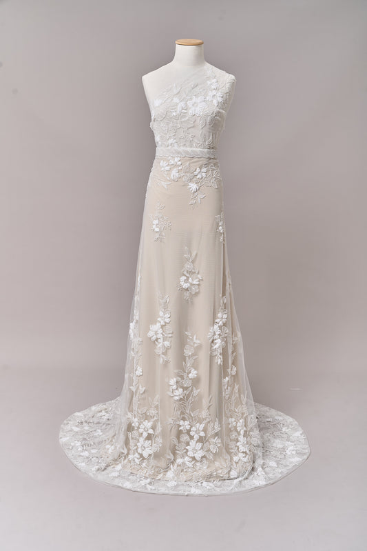 S0689 - EMBROIDERY TULLE WITH 3D FLOWERS