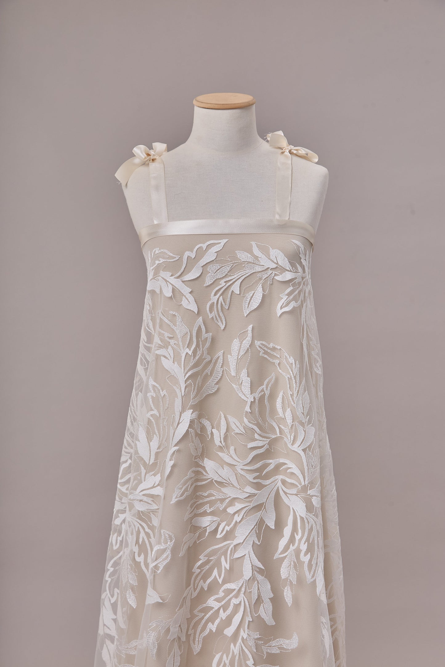 S0666 EMBROIDERY TULLE