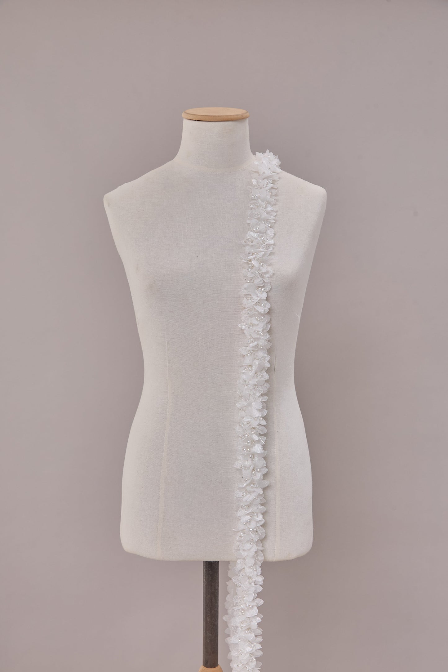 S0656  EMBROIDERY APPLIQUÉ WITH ORGANZA FLOWERS AND BEADS