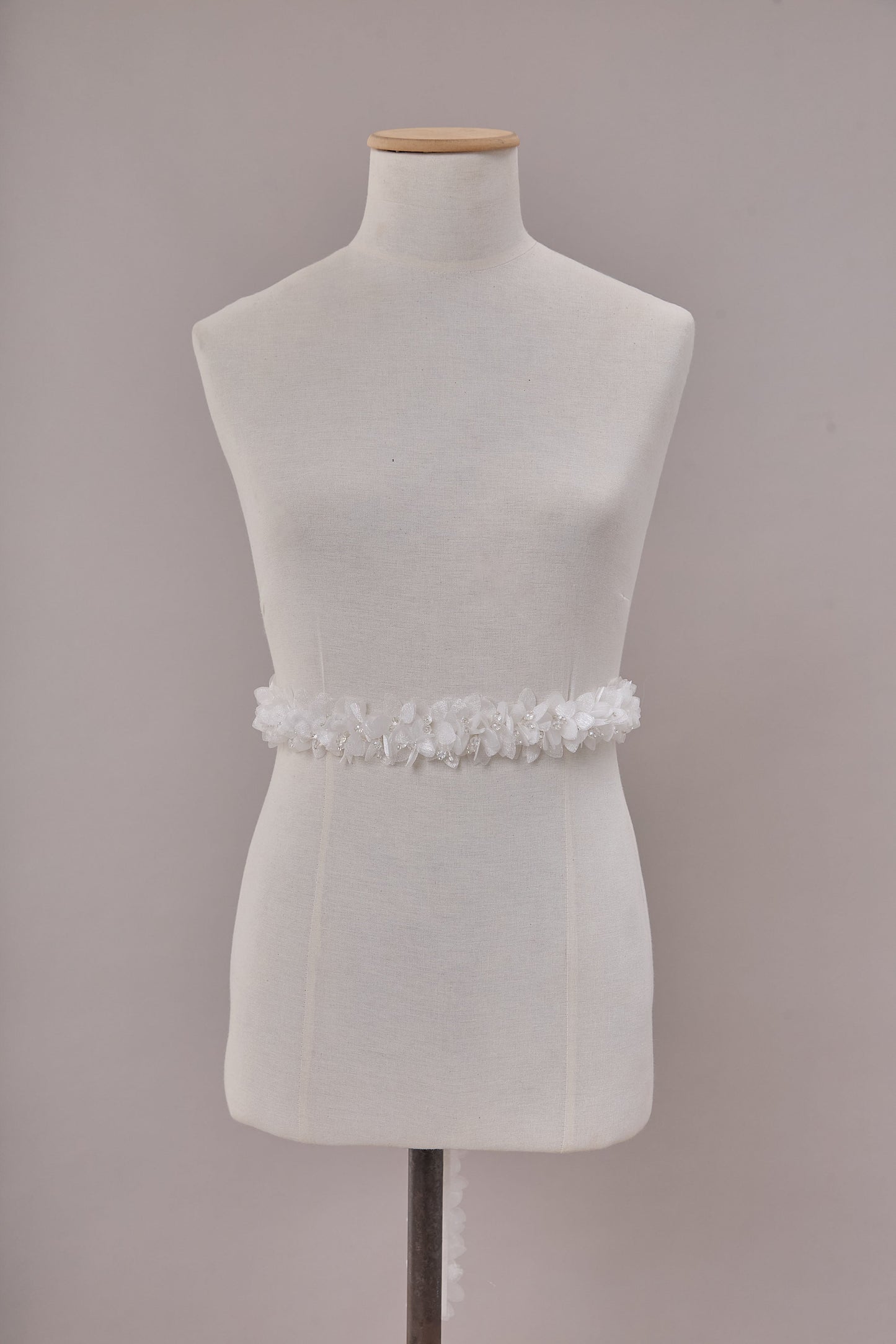 S0656  EMBROIDERY APPLIQUÉ WITH ORGANZA FLOWERS AND BEADS