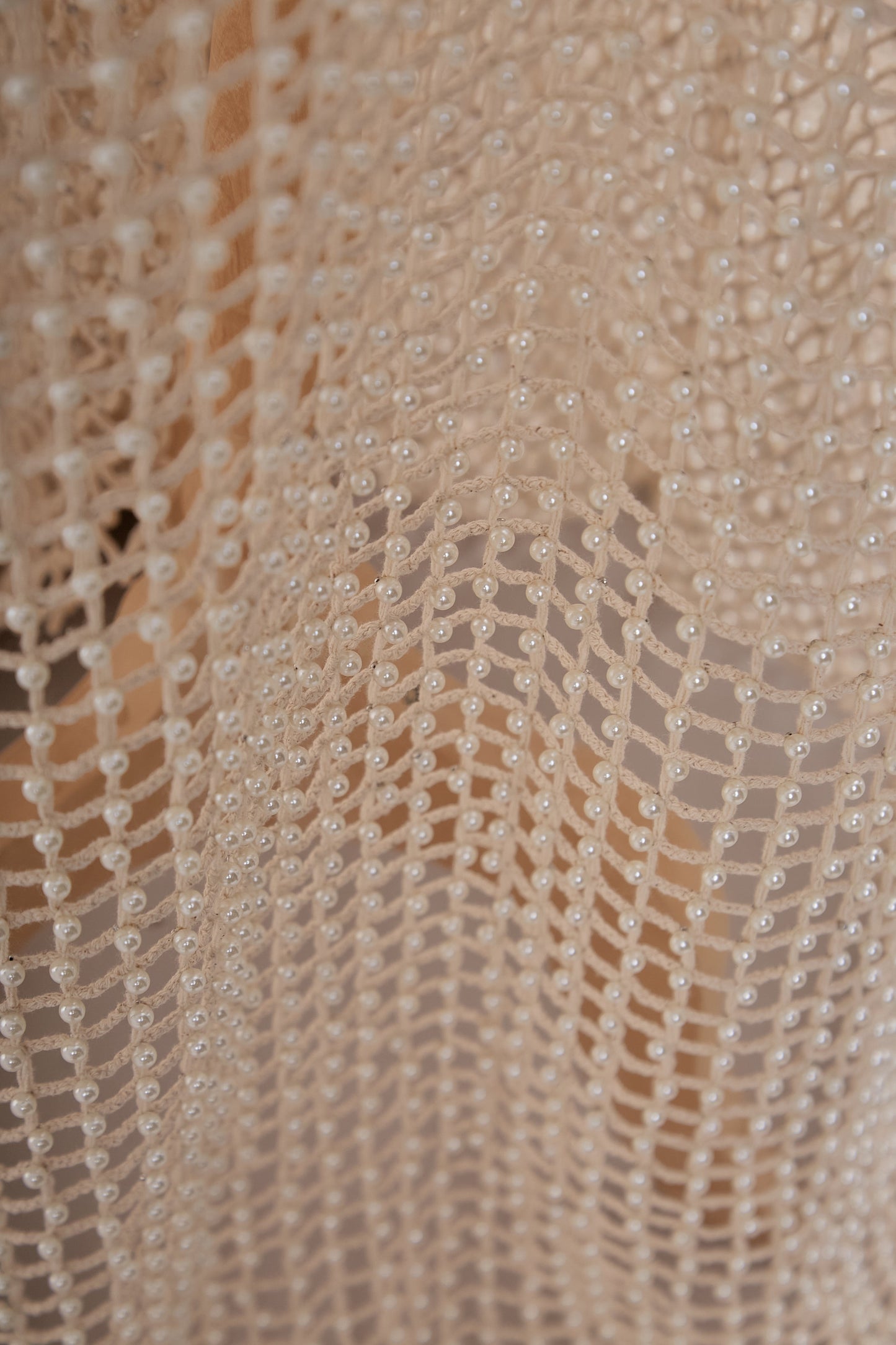 S0669 COTTON NET WITH PEARLS