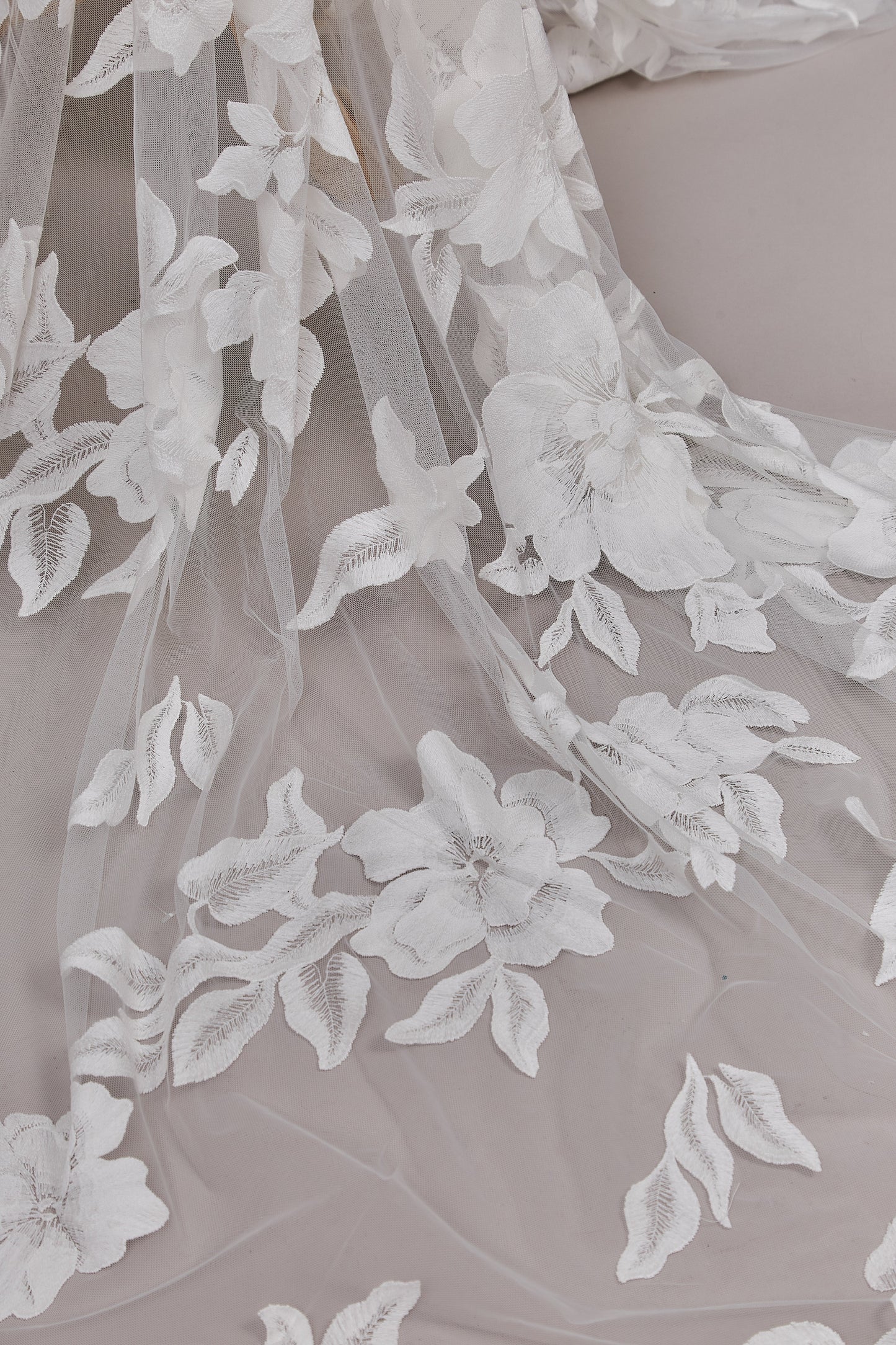 S0615 EMBROIDERED TULLE WITH COTTON FLOWERS
