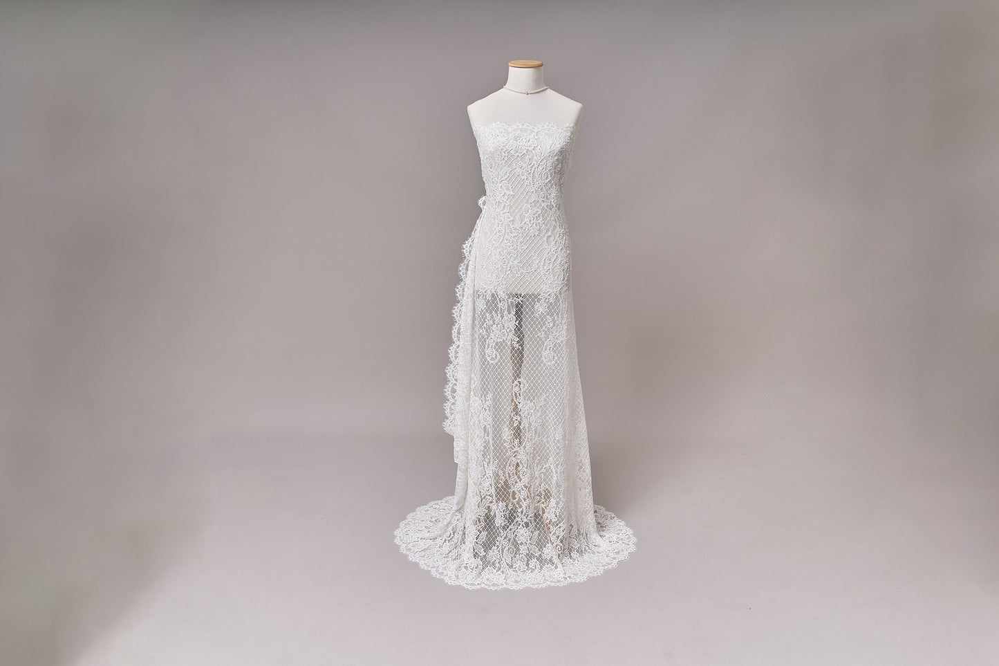 S0678 EMBROIDERY LACE