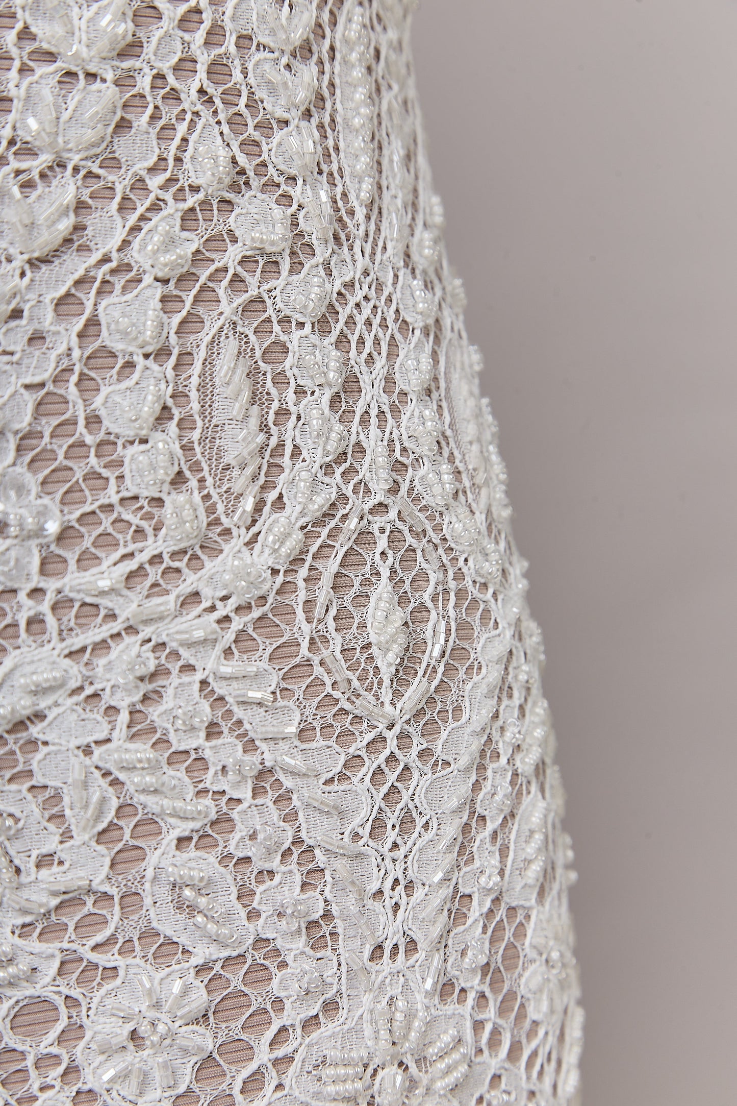S0622 EMBROIDERY LACE WITH BEADS