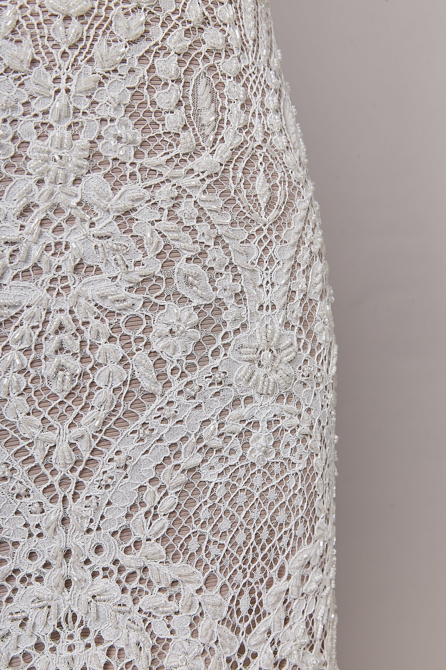S0622 EMBROIDERY LACE WITH BEADS