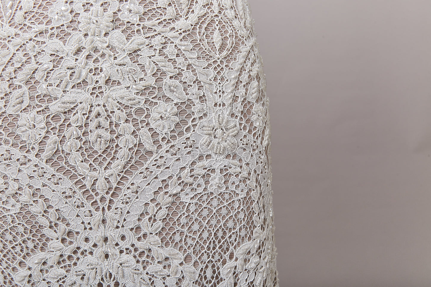 S0622 EMBROIDERY LACE WITH BEADS