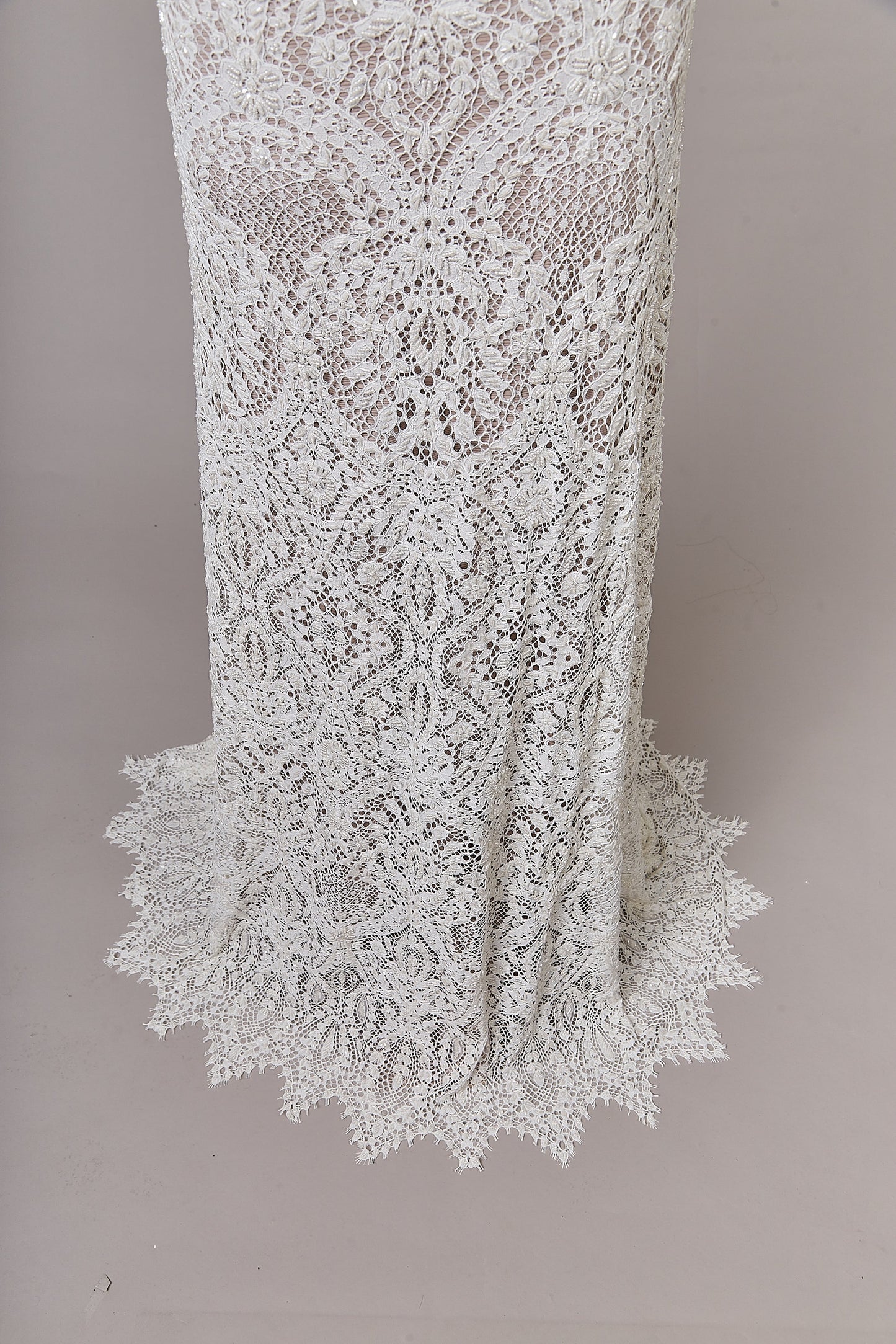 S0622 EMBROIDERY LACE WITH BEADS