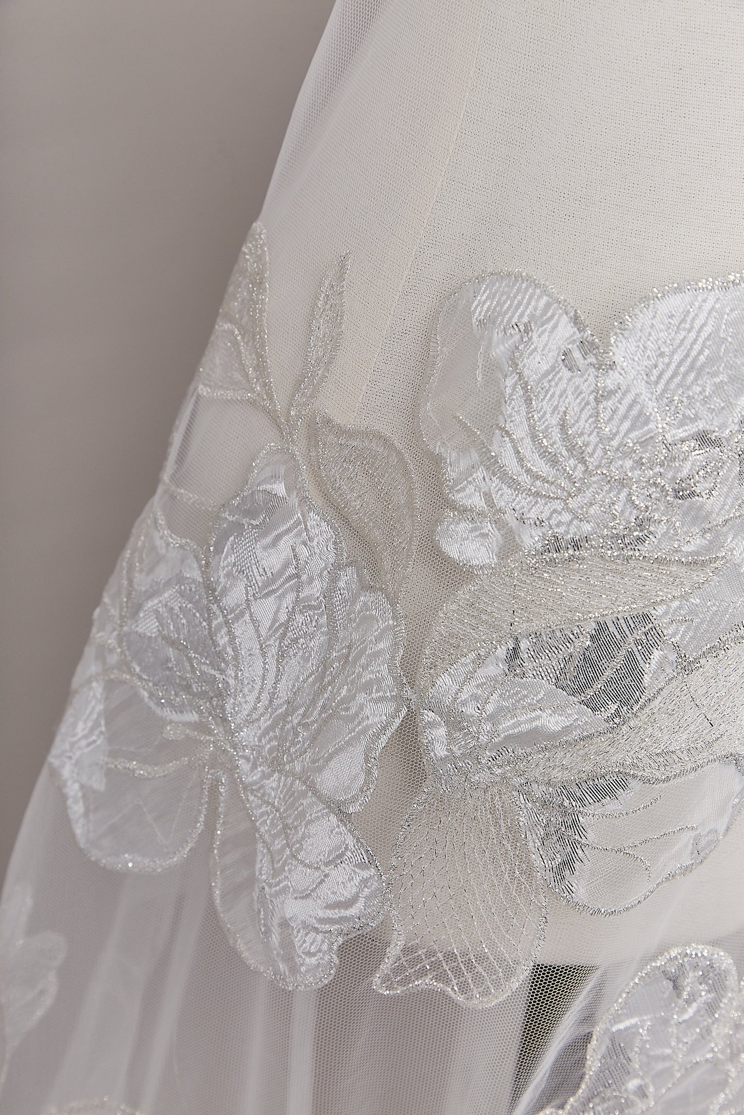 S0629 EMBROIDERY TULLE WITH JACQUARD FLOWERS