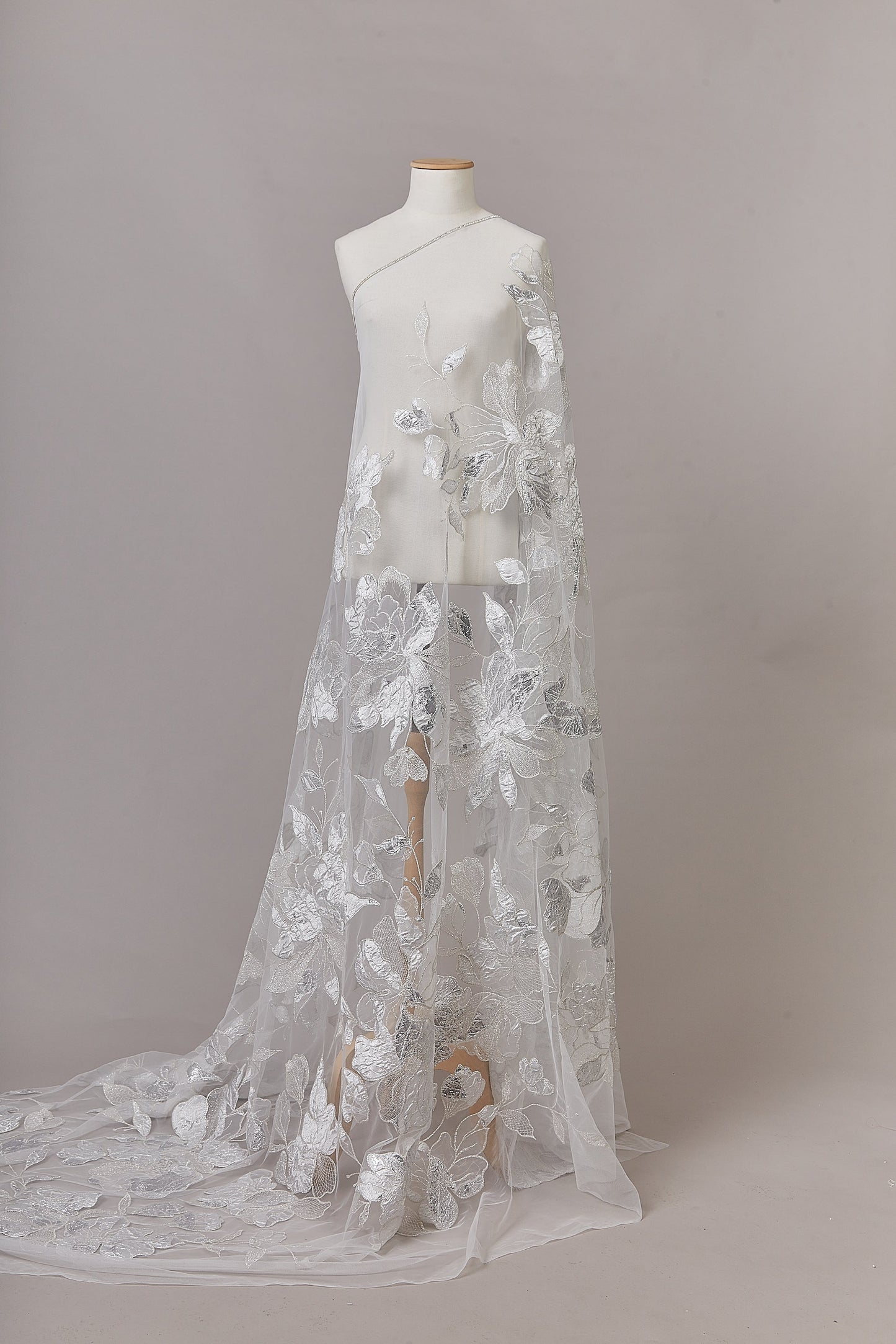 S0629 EMBROIDERY TULLE WITH JACQUARD FLOWERS