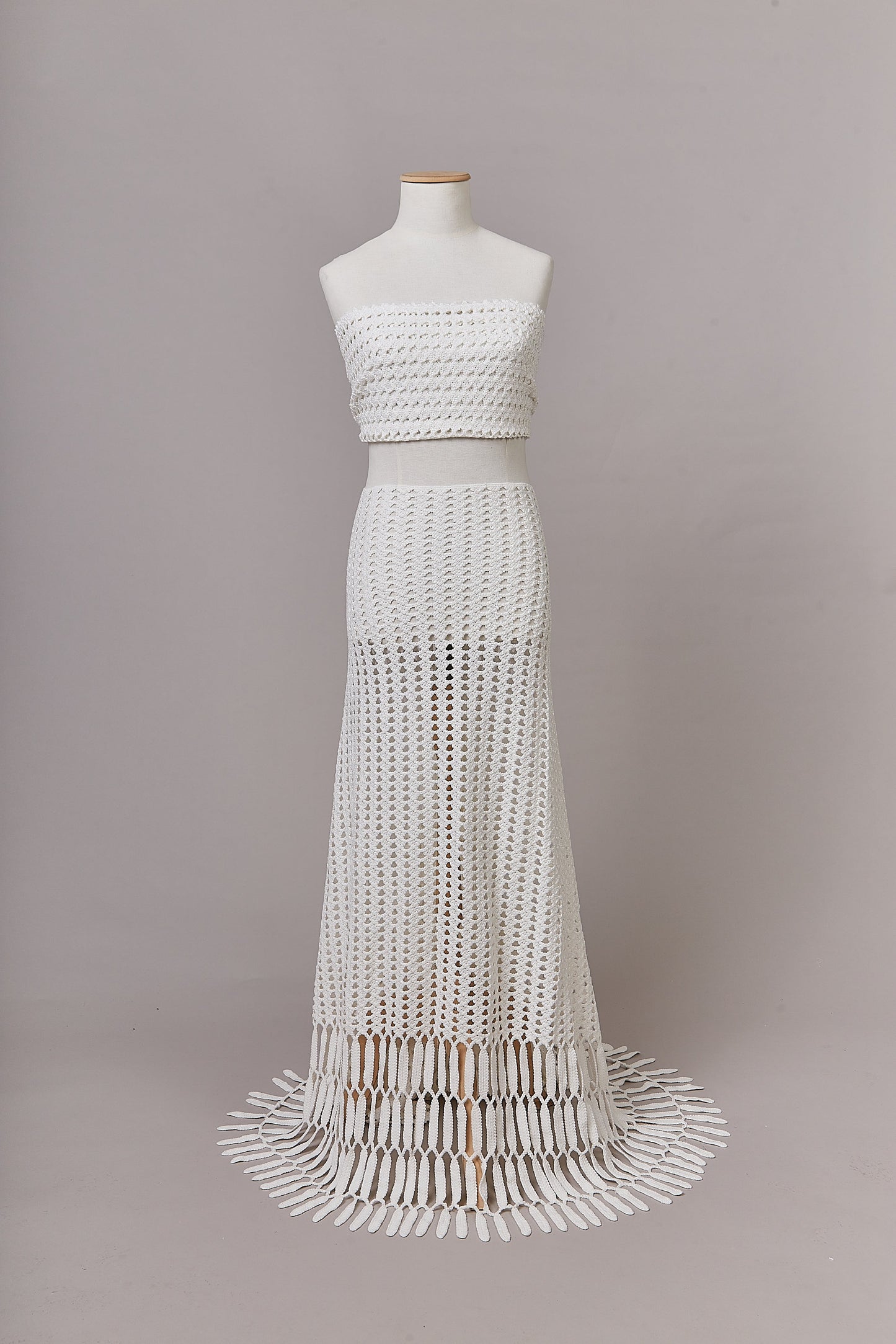 S0640 CROCHET NET WITH FRINGE