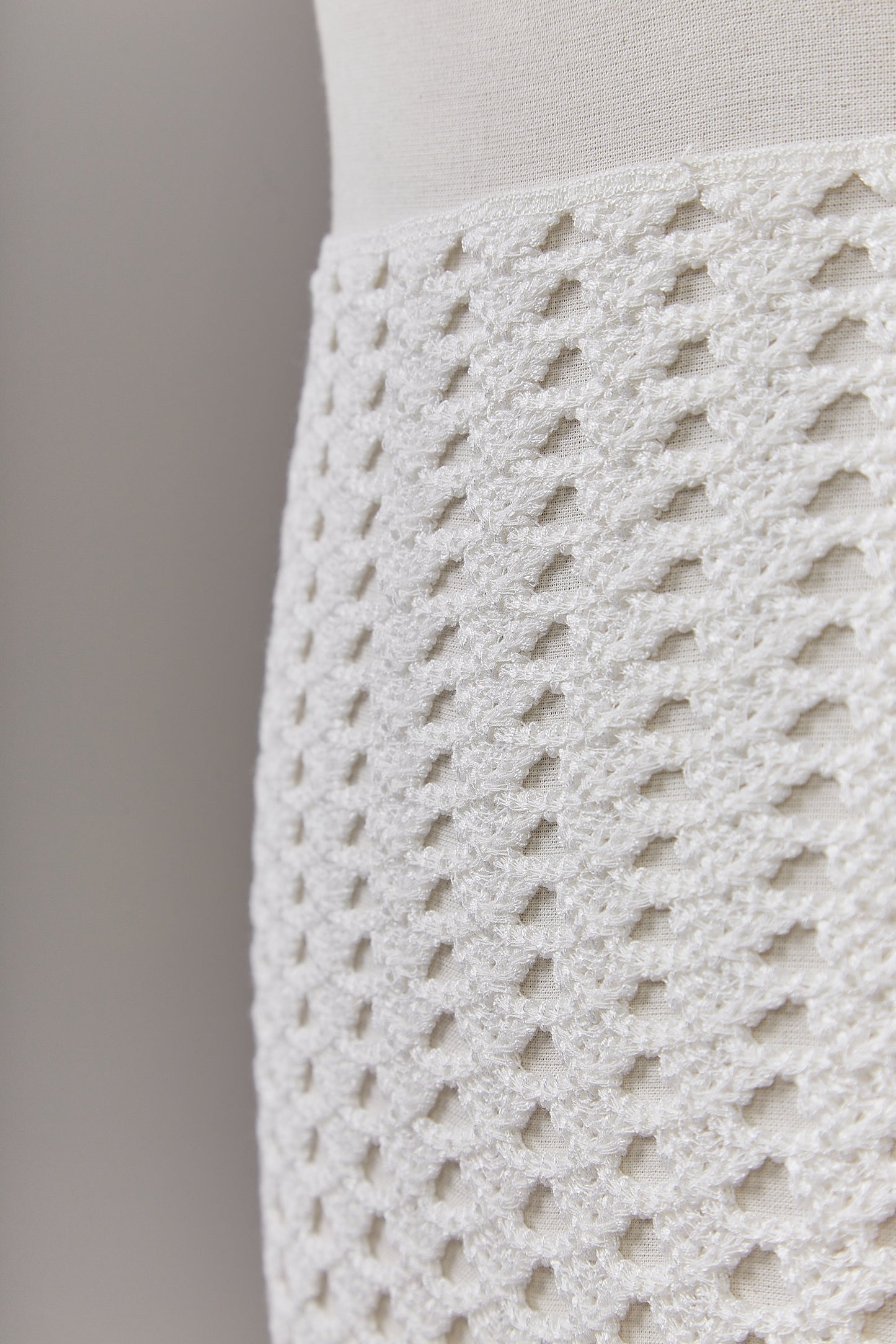 S0640 CROCHET NET WITH FRINGE