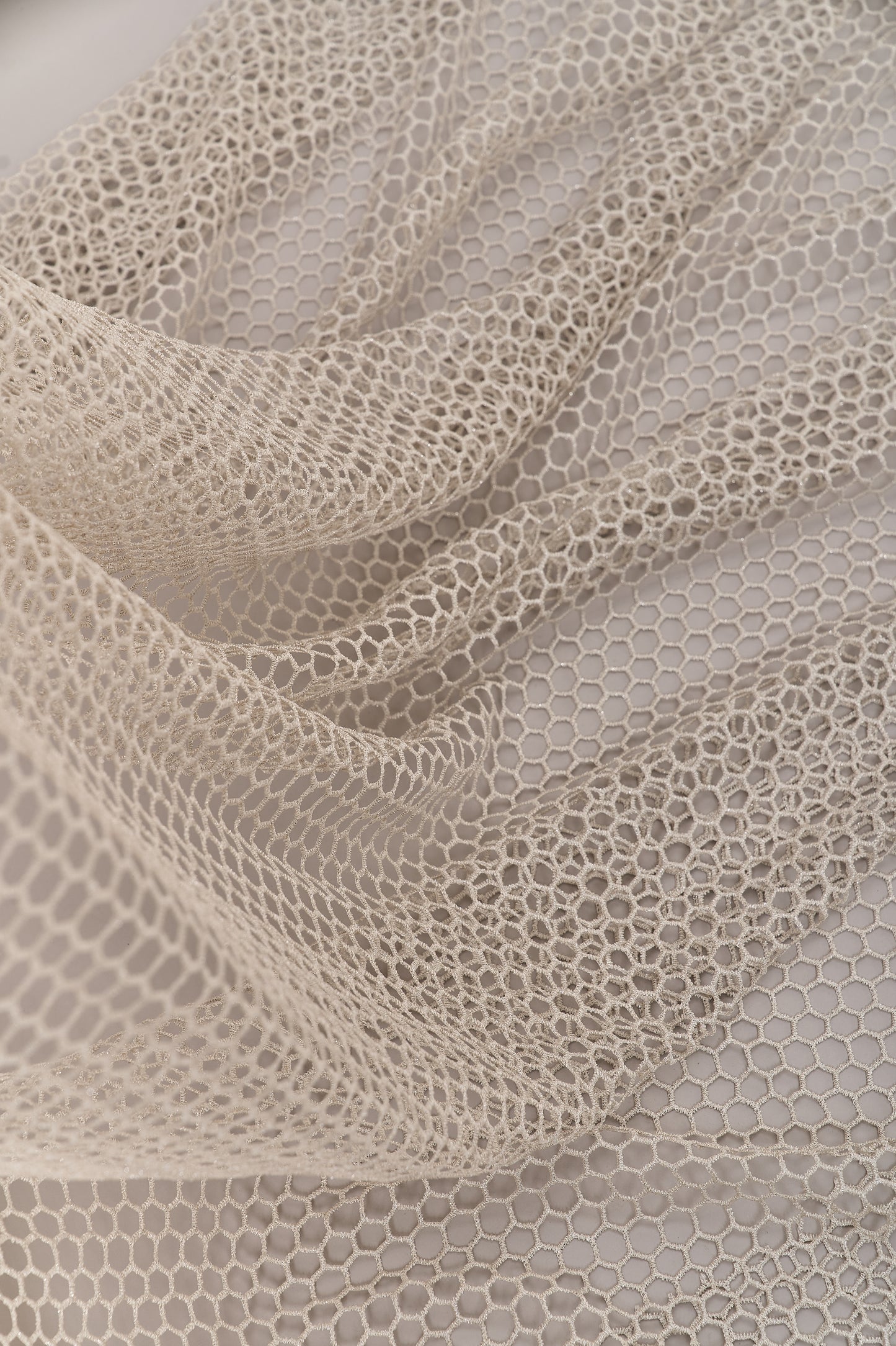 S0716 GUIPIURE WITH SILVER LUREX