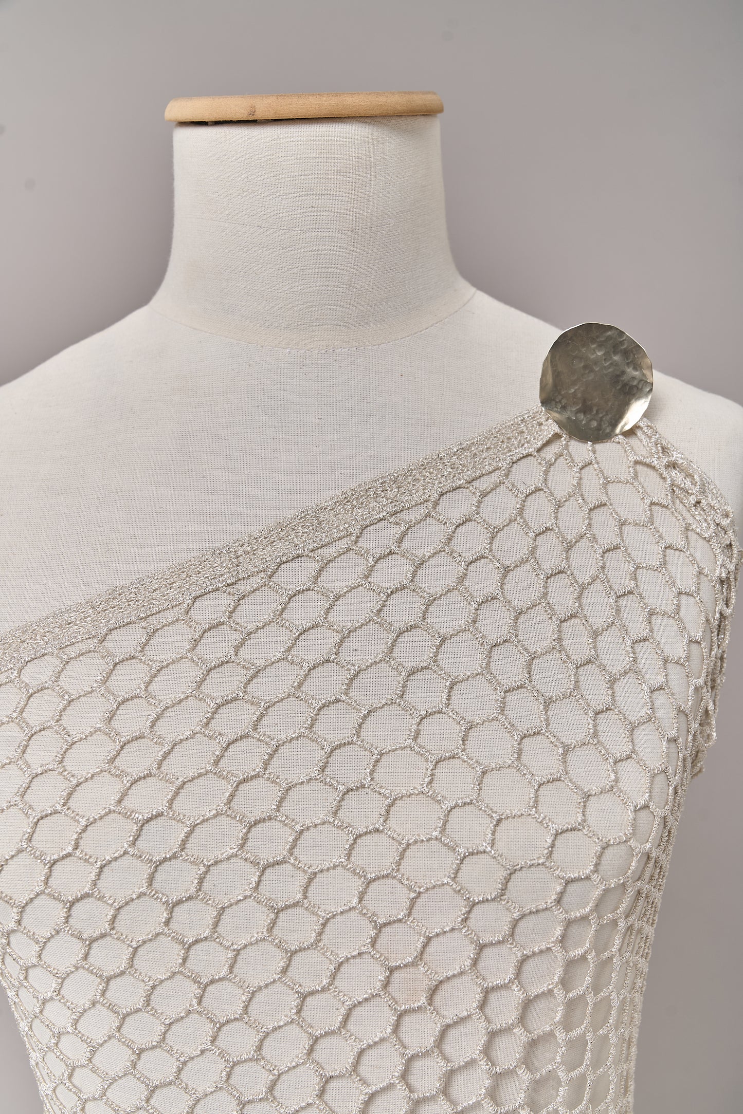 S0716 GUIPIURE WITH SILVER LUREX