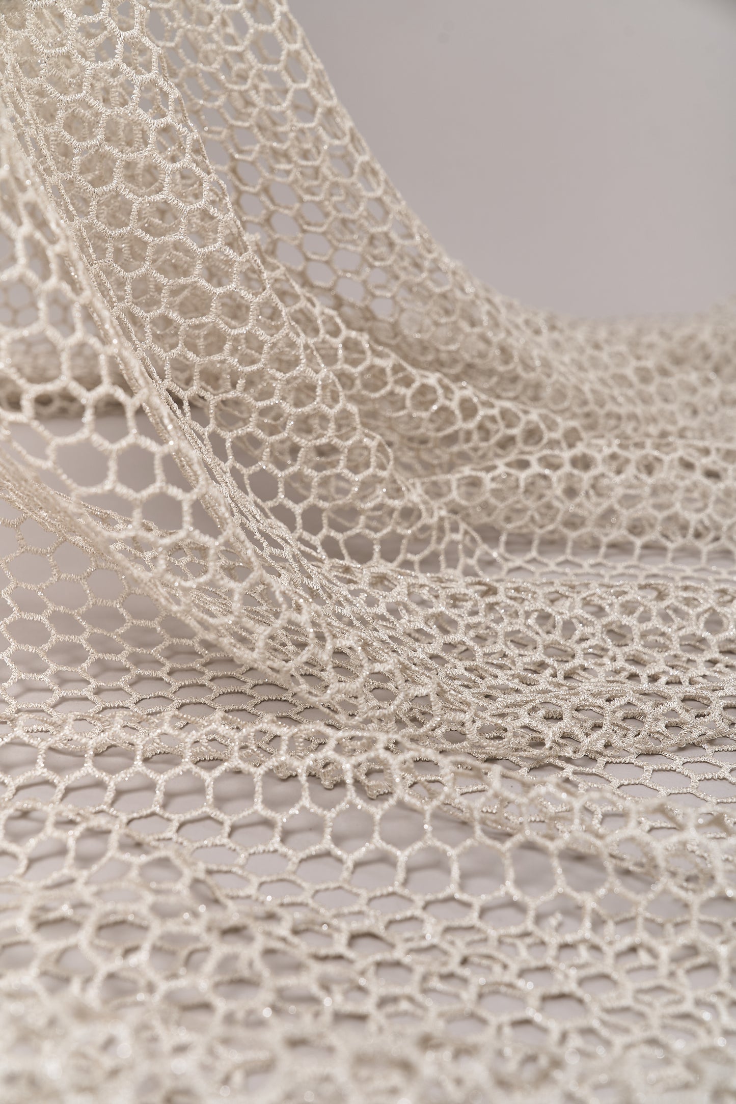 S0716 GUIPIURE WITH SILVER LUREX