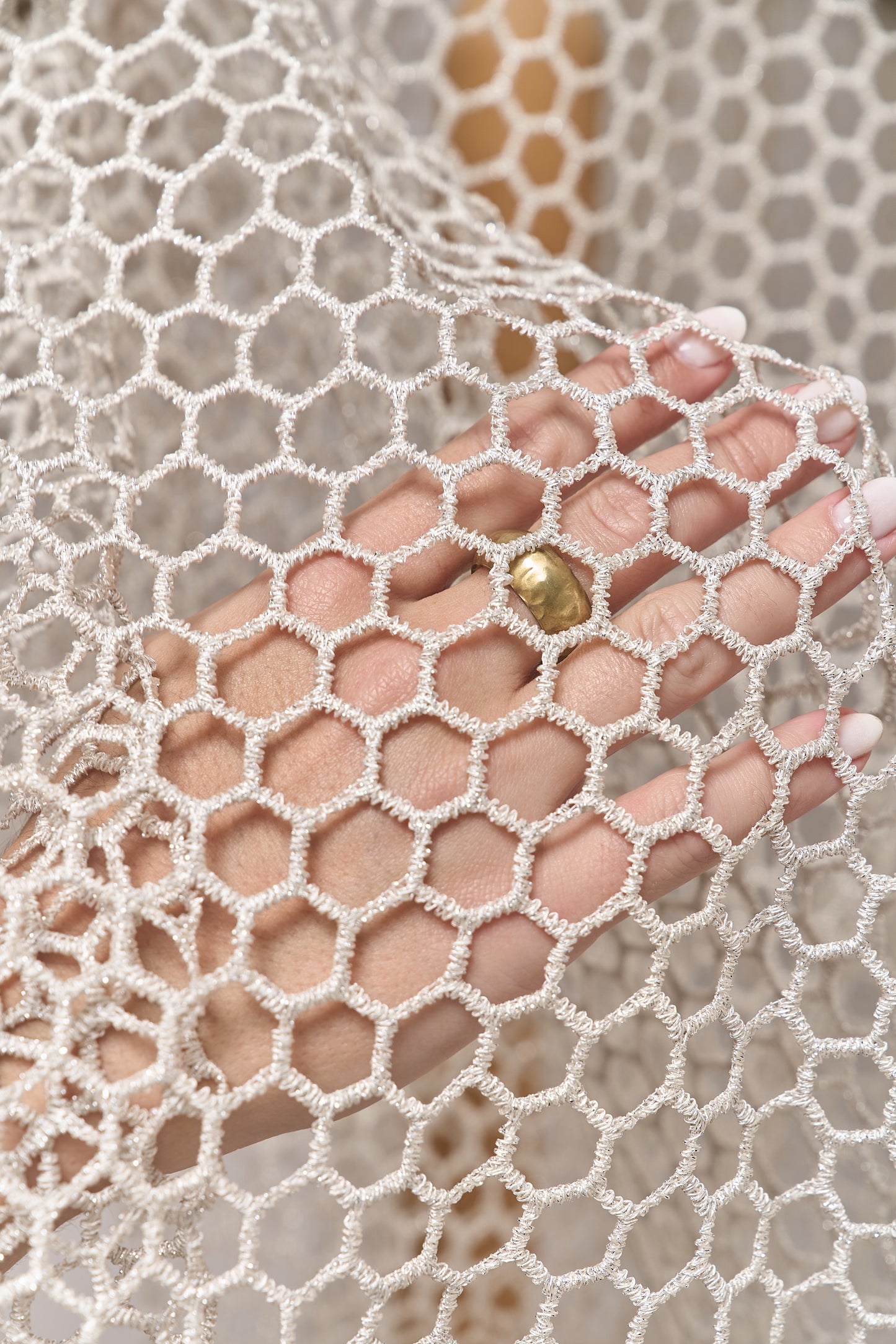 S0716 GUIPIURE WITH SILVER LUREX
