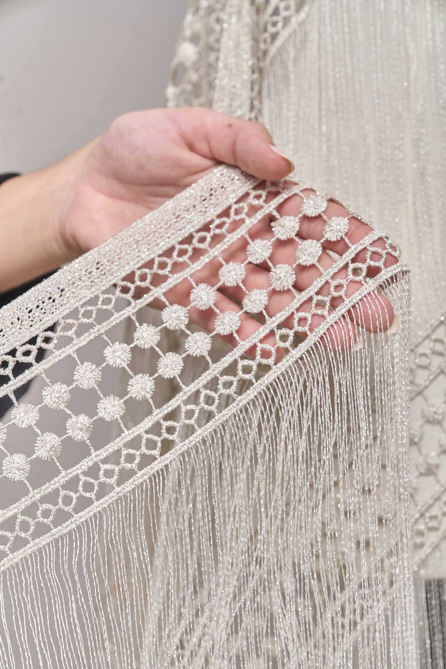S0717 GUIPIURE WITH SILVER LUREX