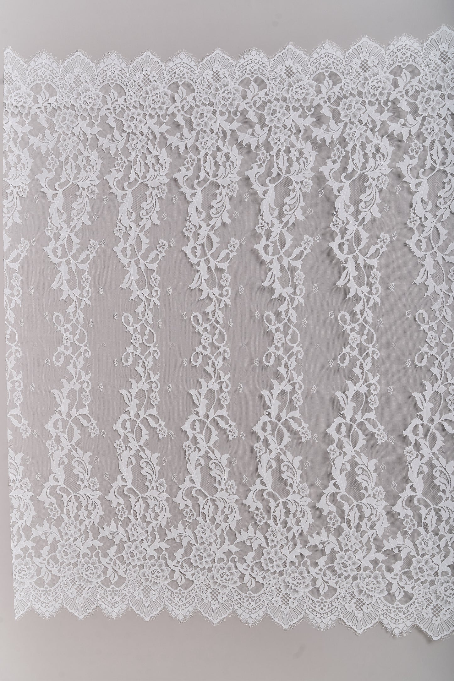 S0698 LACE