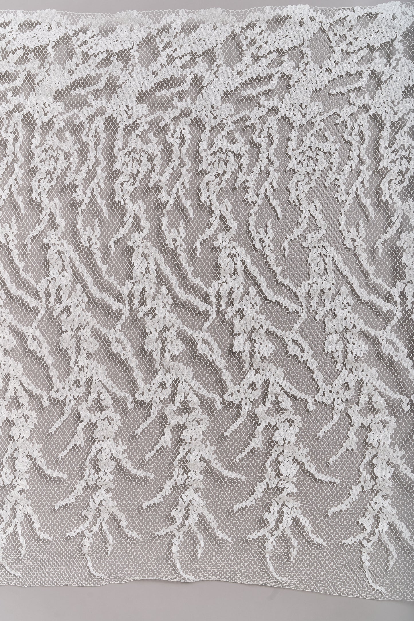 S0681 - GUIPIURE EMBROIDERY