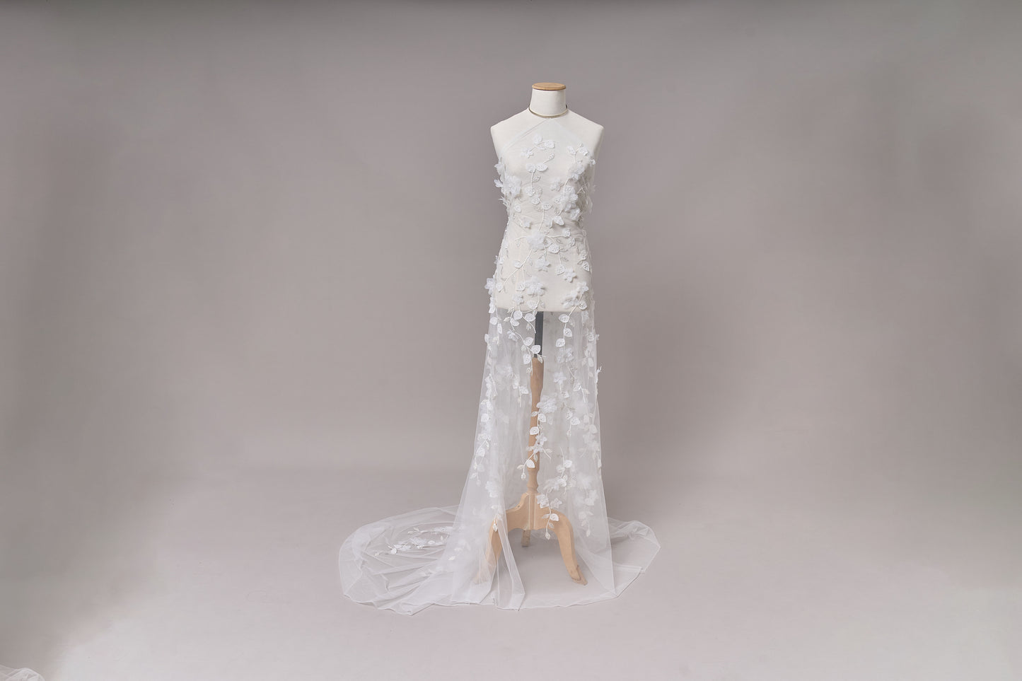 S0699 EMBROIDERY TULLE WITH 3D FLOWERS