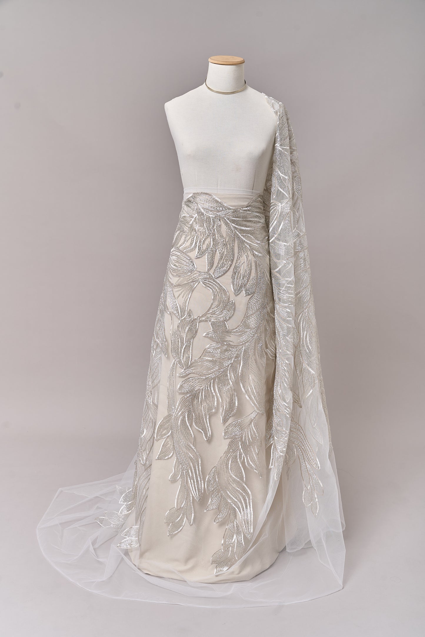 S0711  EMBROIDERY TULLE