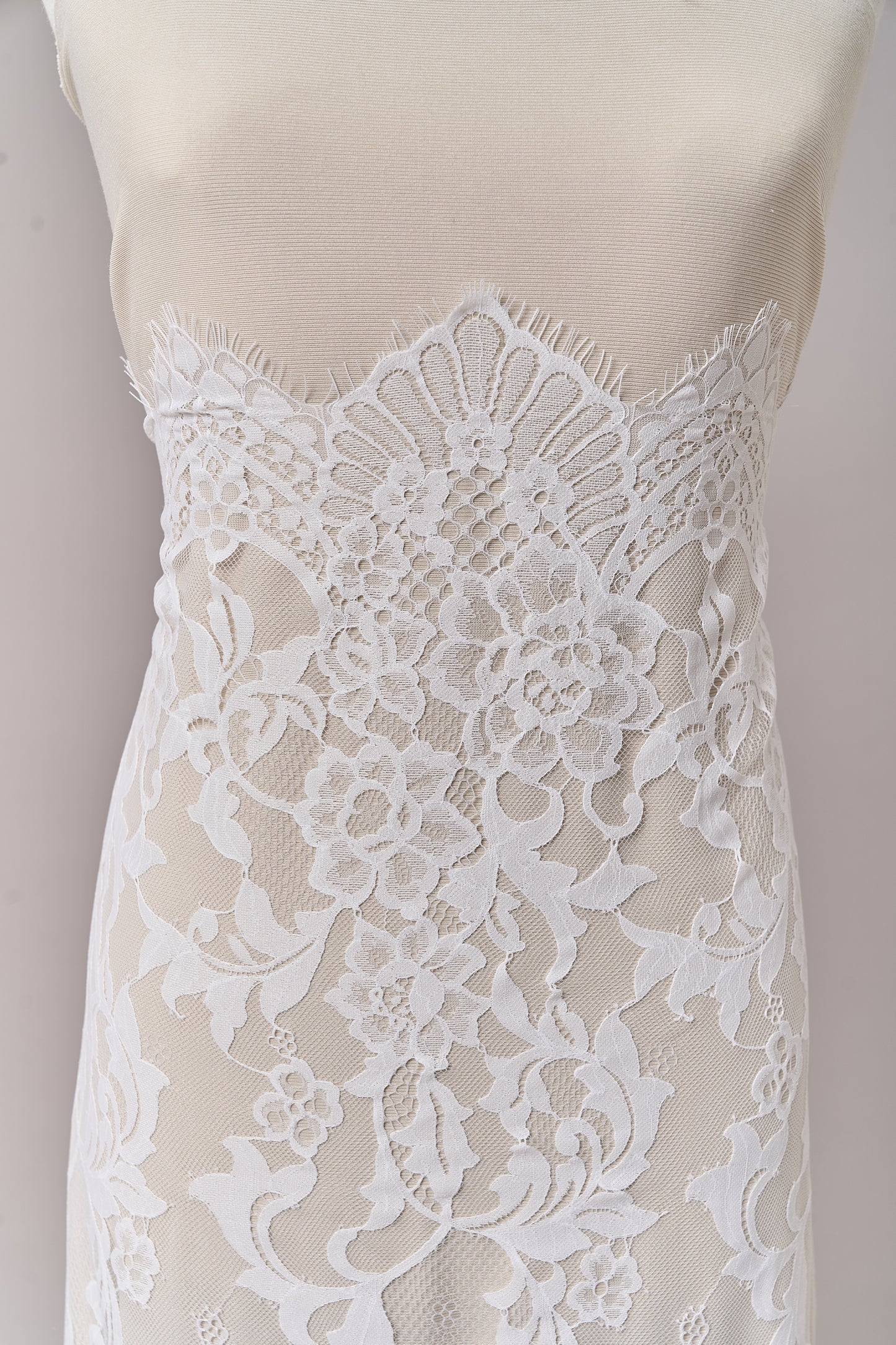 S0698 LACE