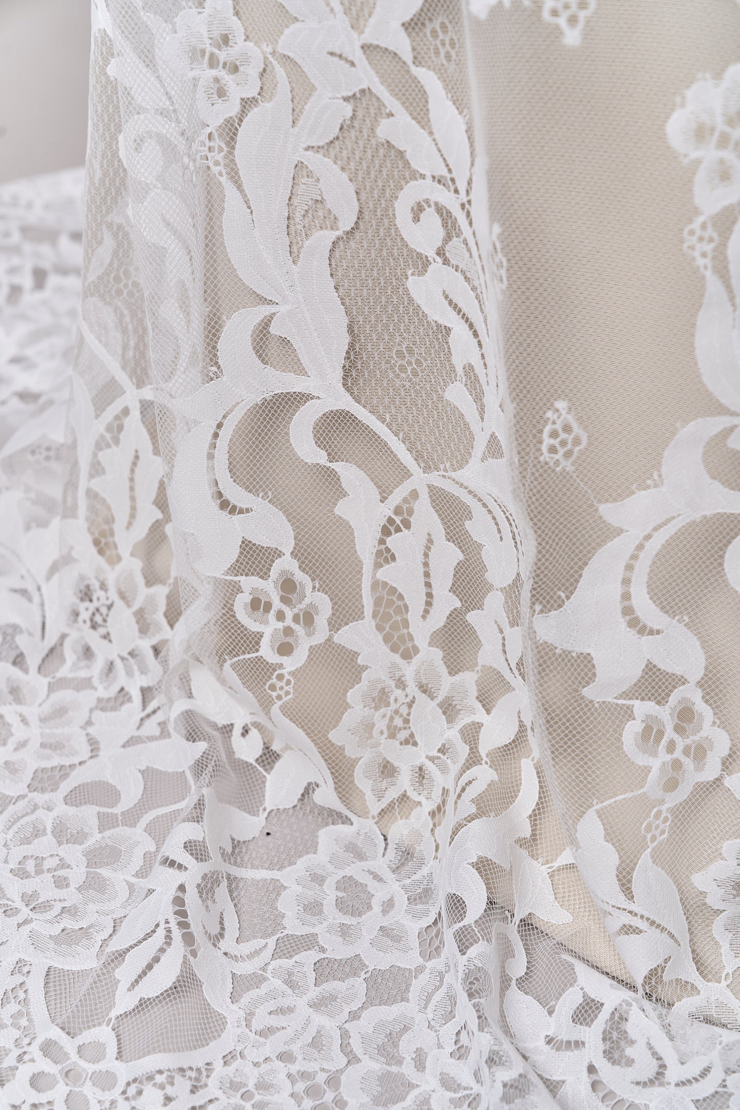 S0698 LACE
