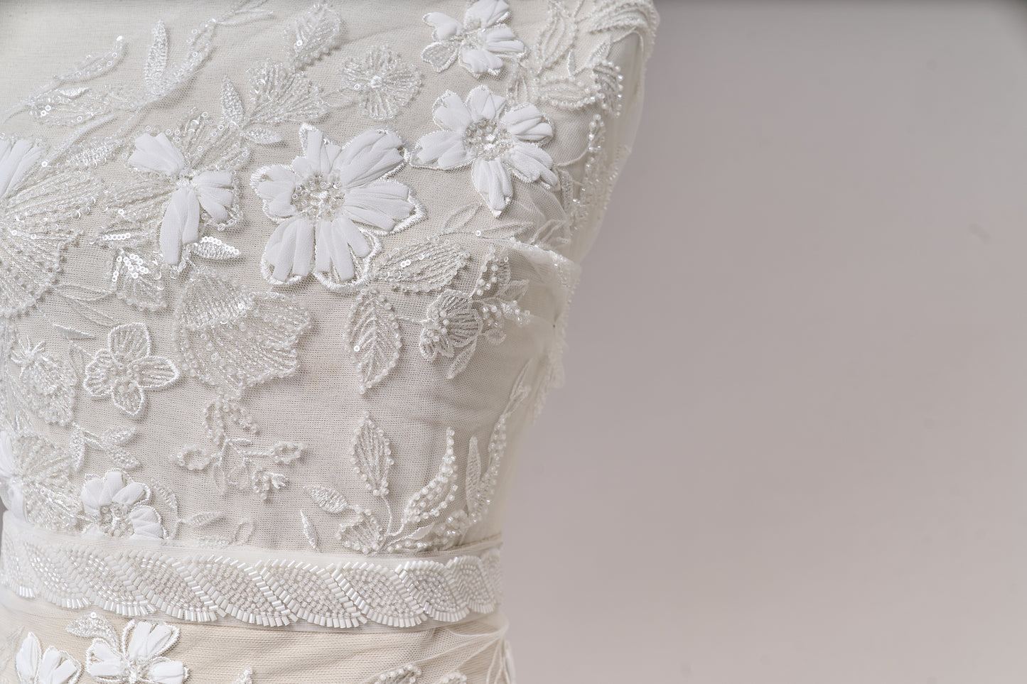 S0689 - EMBROIDERY TULLE WITH 3D FLOWERS