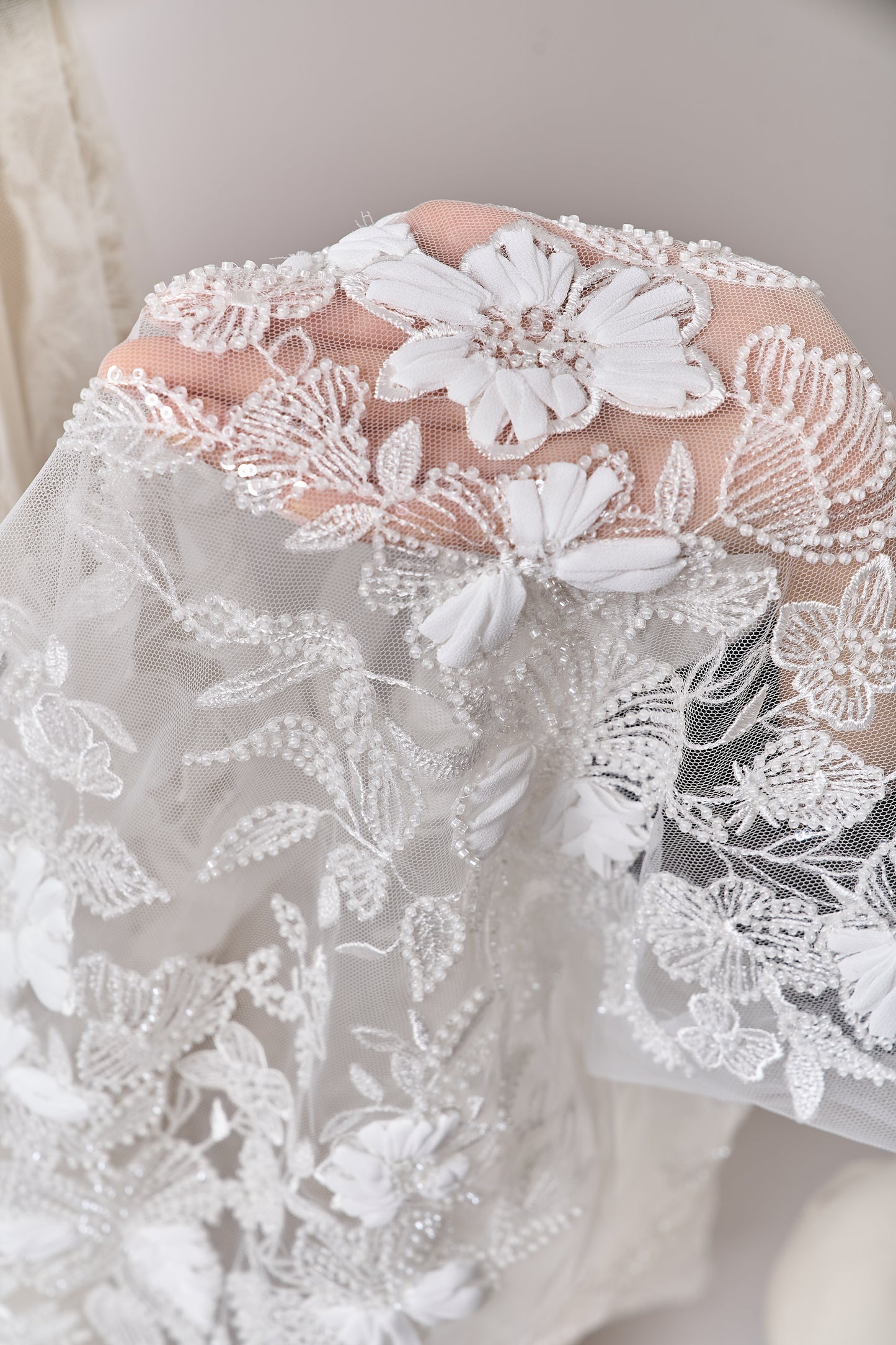 S0689 - EMBROIDERY TULLE WITH 3D FLOWERS