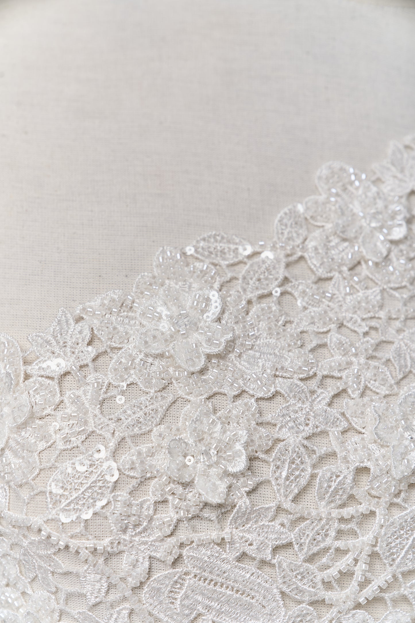 S0685 GUIPIURE EMBROIDERY