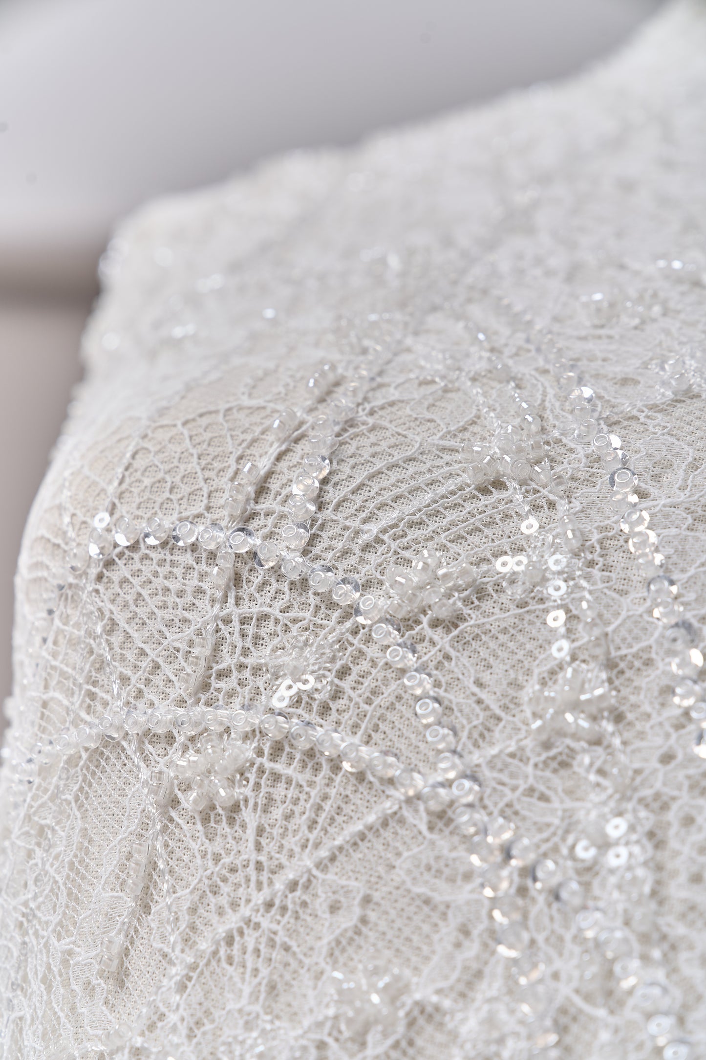 S0677 EMBROIDERY LACE WITH OFF-WHITE BEADS, TRANSPARENT AND SILVER SEQUINS
