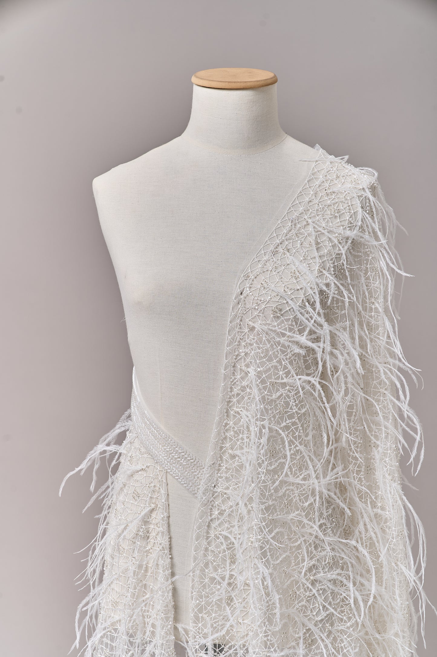 S0680 - EMBROIDERY TULLE