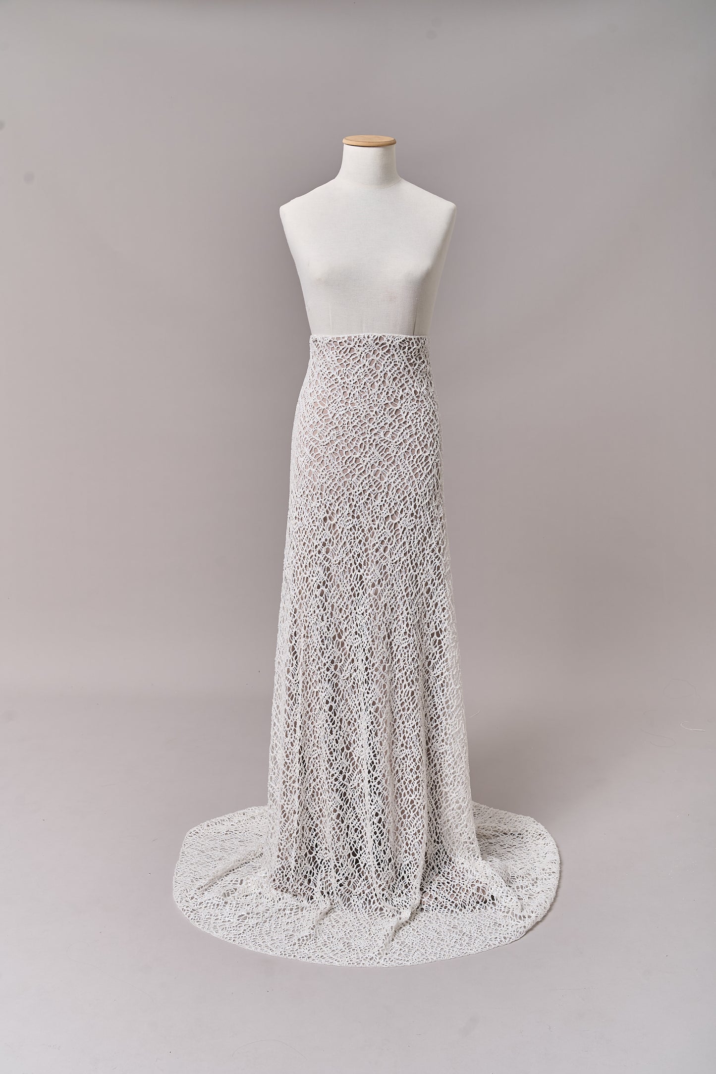 S0687 - EMBROIDERY NET