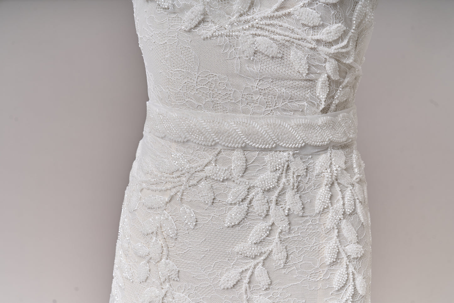 S0702 EMBROIDERY LACE WITH BEADS