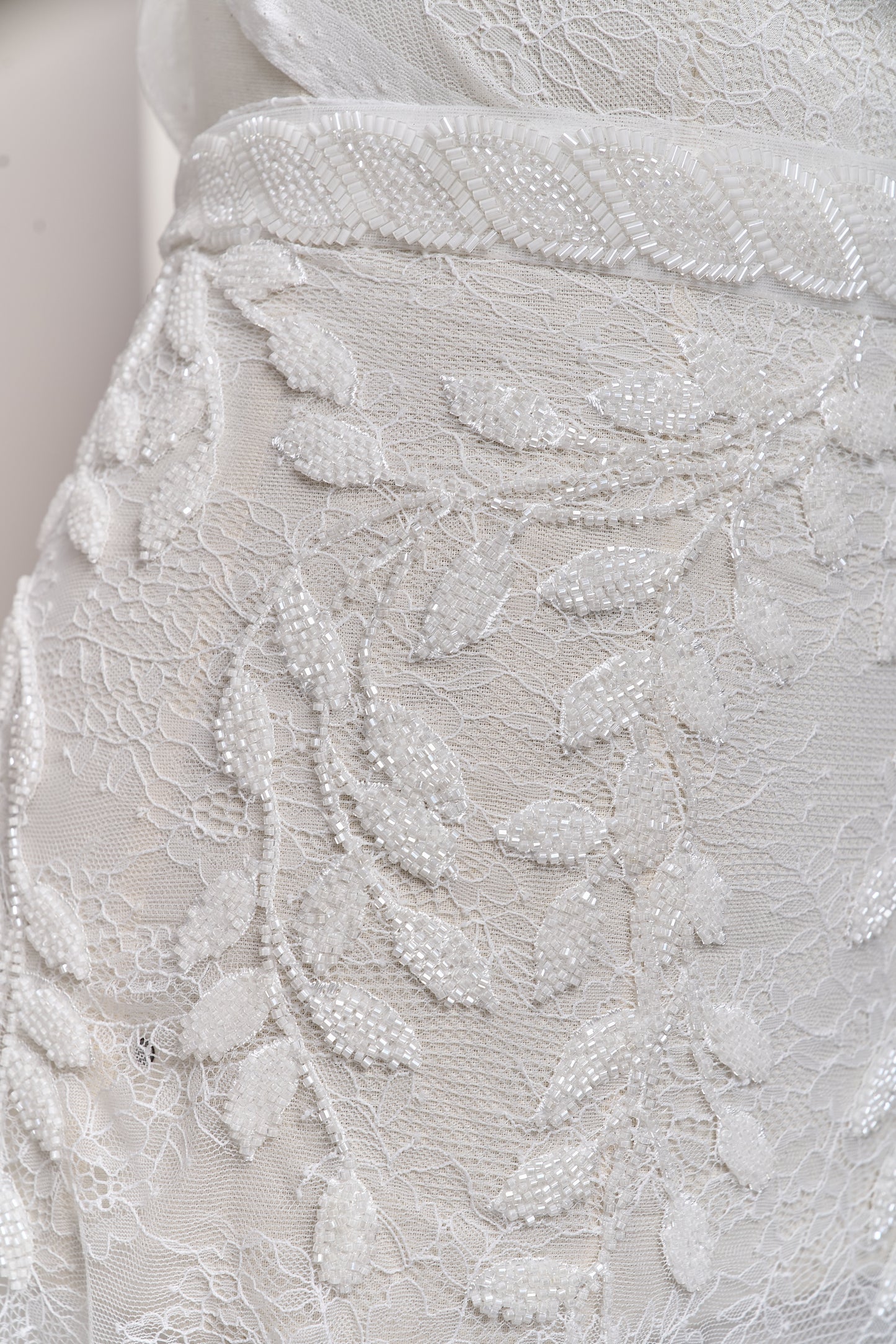 S0702 EMBROIDERY LACE WITH BEADS