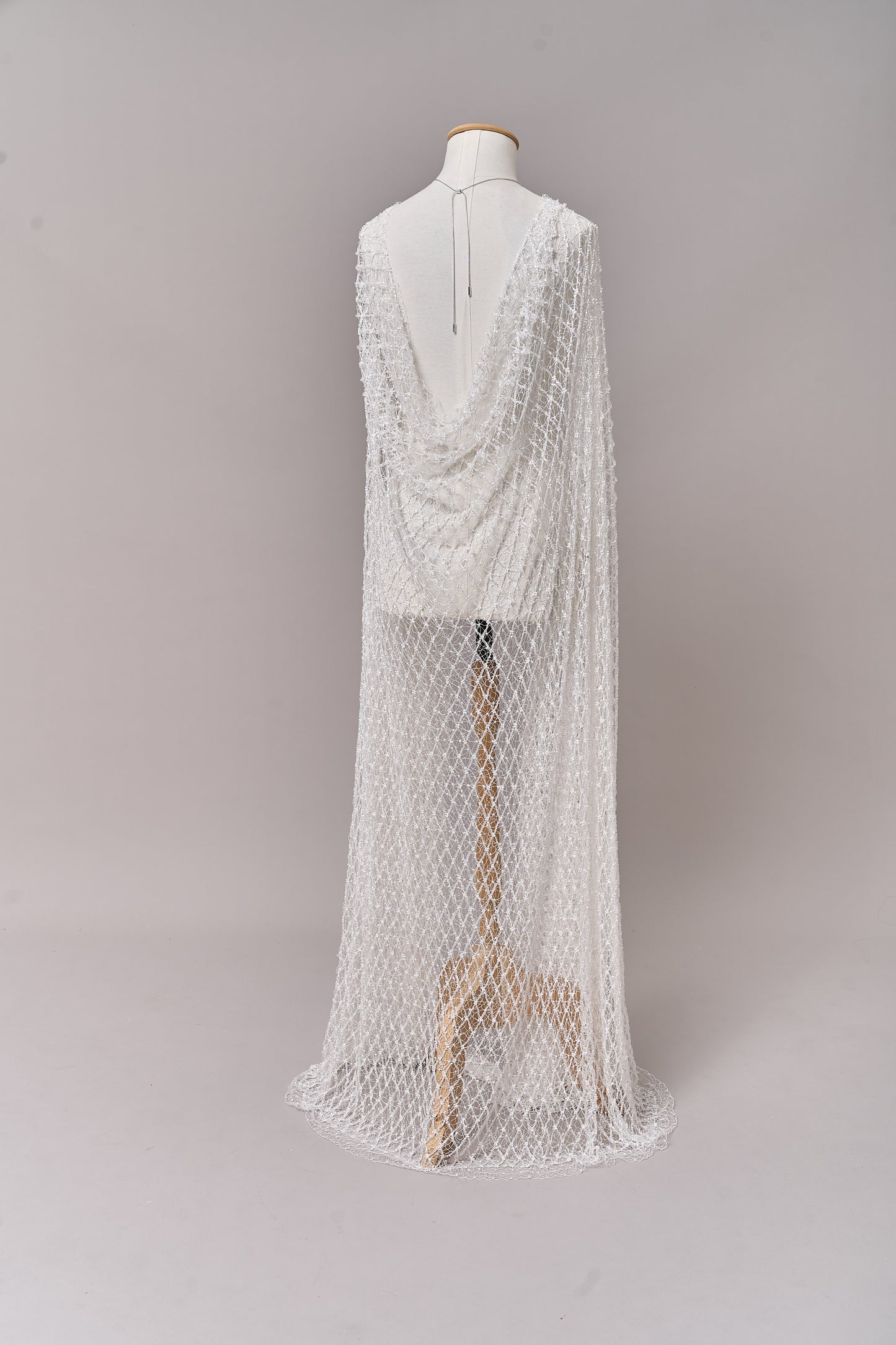 S0682 NET WITH OFF-WHITE BEADS AND TRANSPARENT BUGLE BEADS