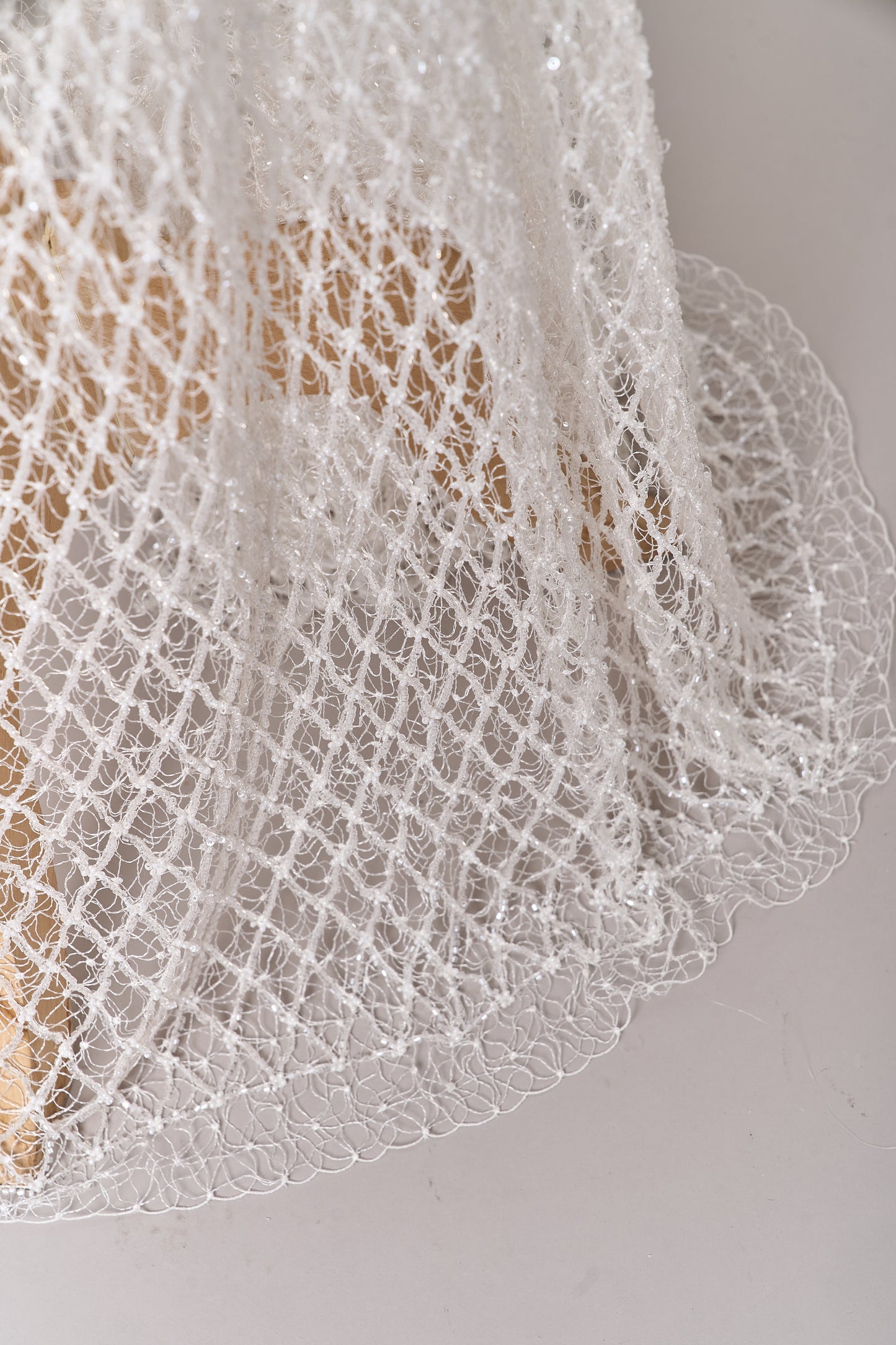 S0682 NET WITH OFF-WHITE BEADS AND TRANSPARENT BUGLE BEADS