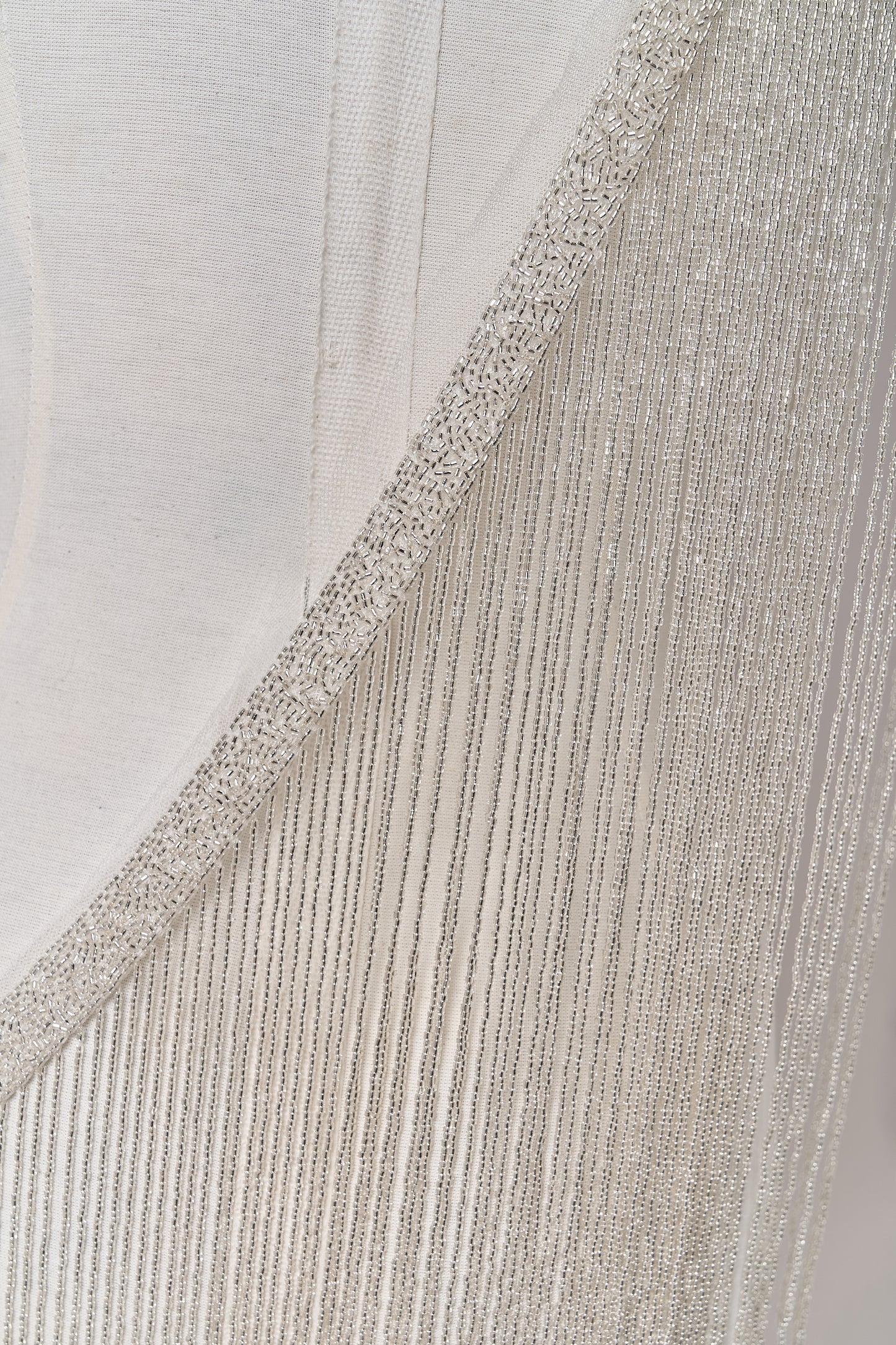 S0708 SILVER BEAD FRINGE TRIM