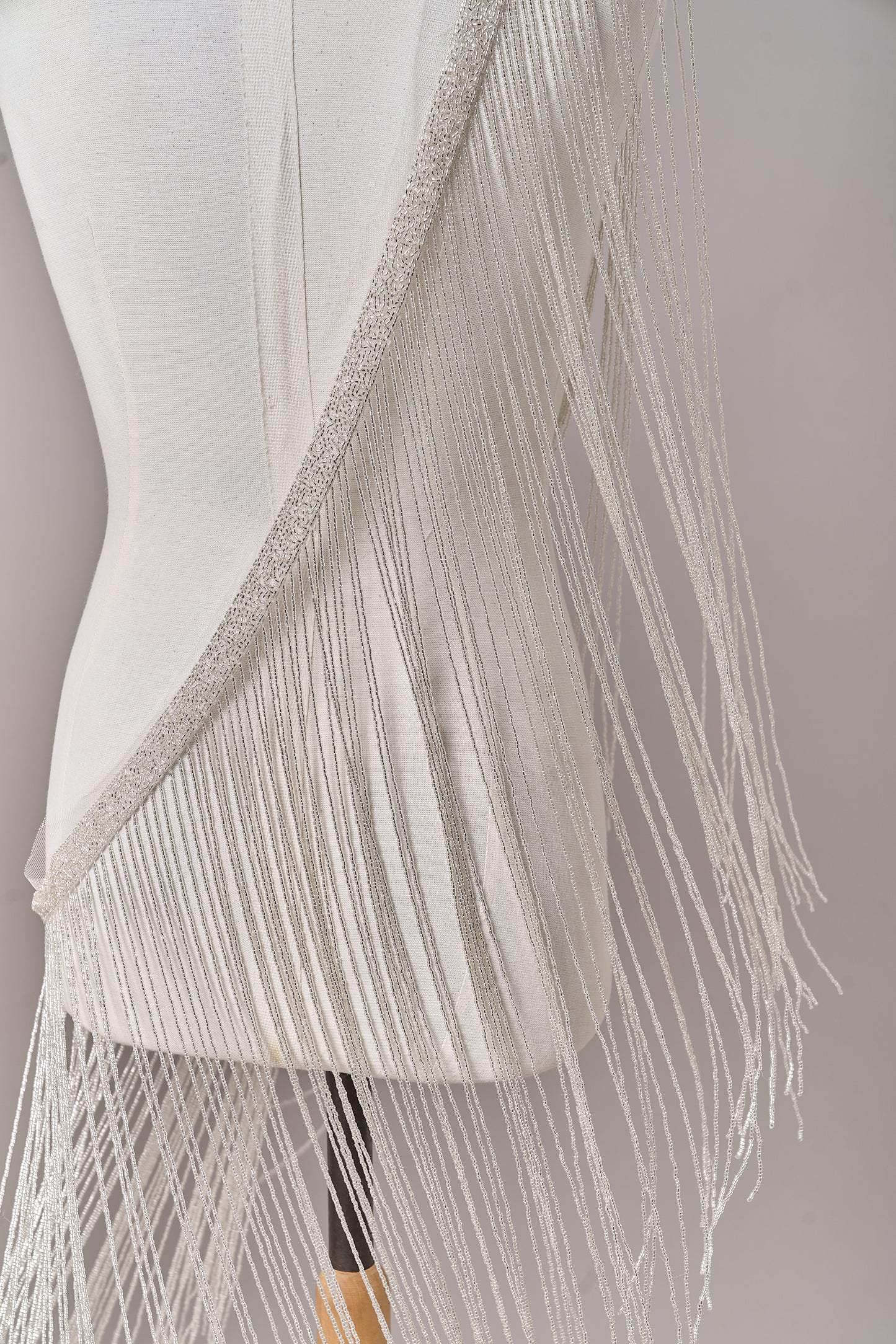 S0708 SILVER BEAD FRINGE TRIM