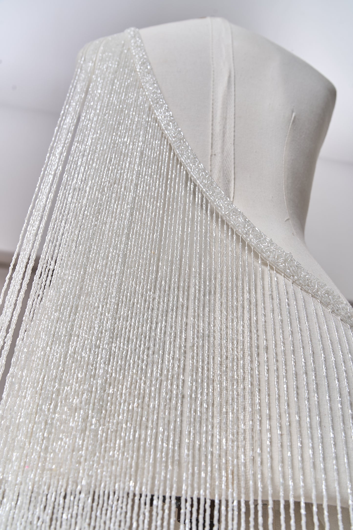 S0708 WHITE BEAD FRINGE TRIM