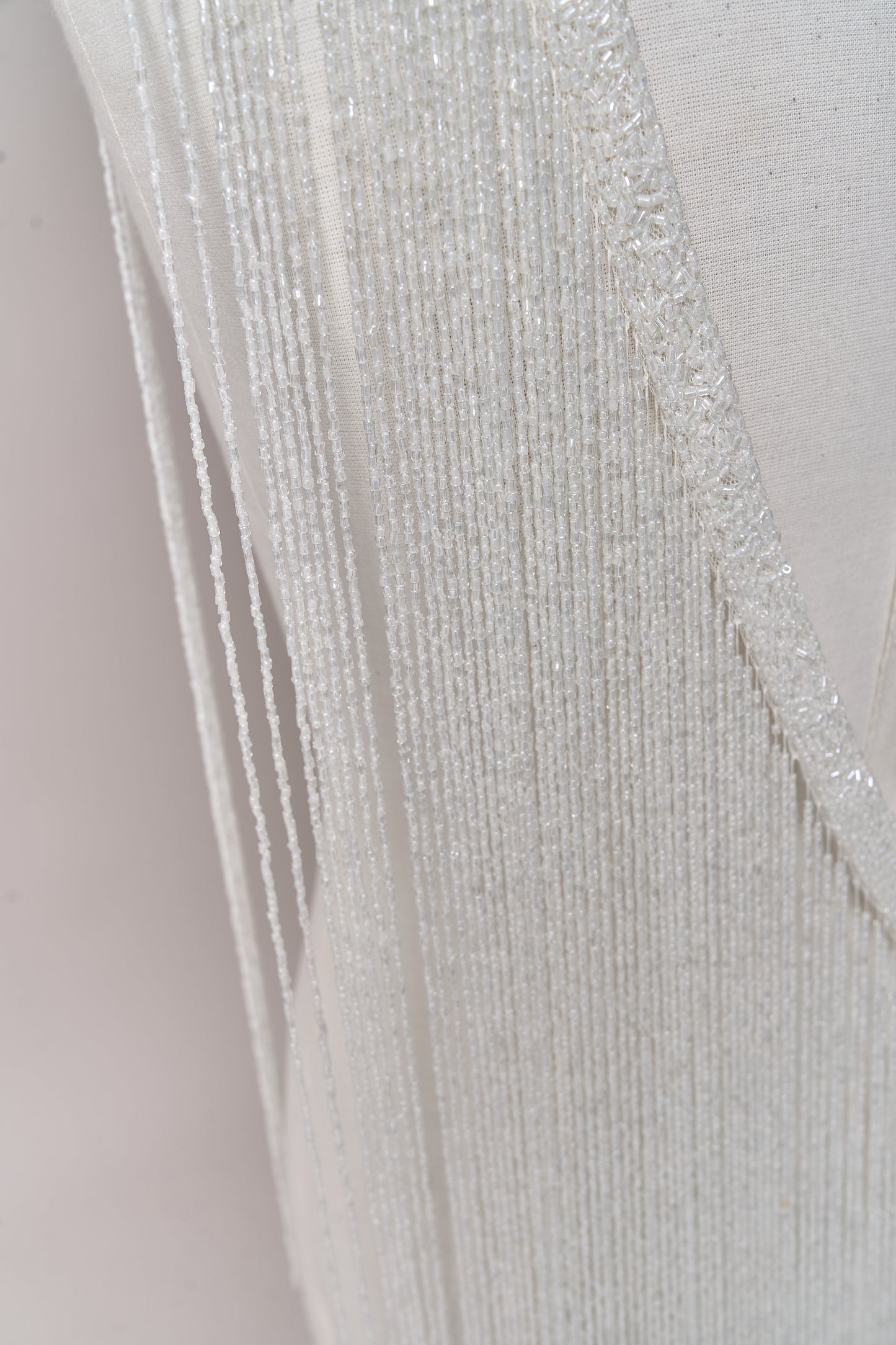 S0708 WHITE BEAD FRINGE TRIM