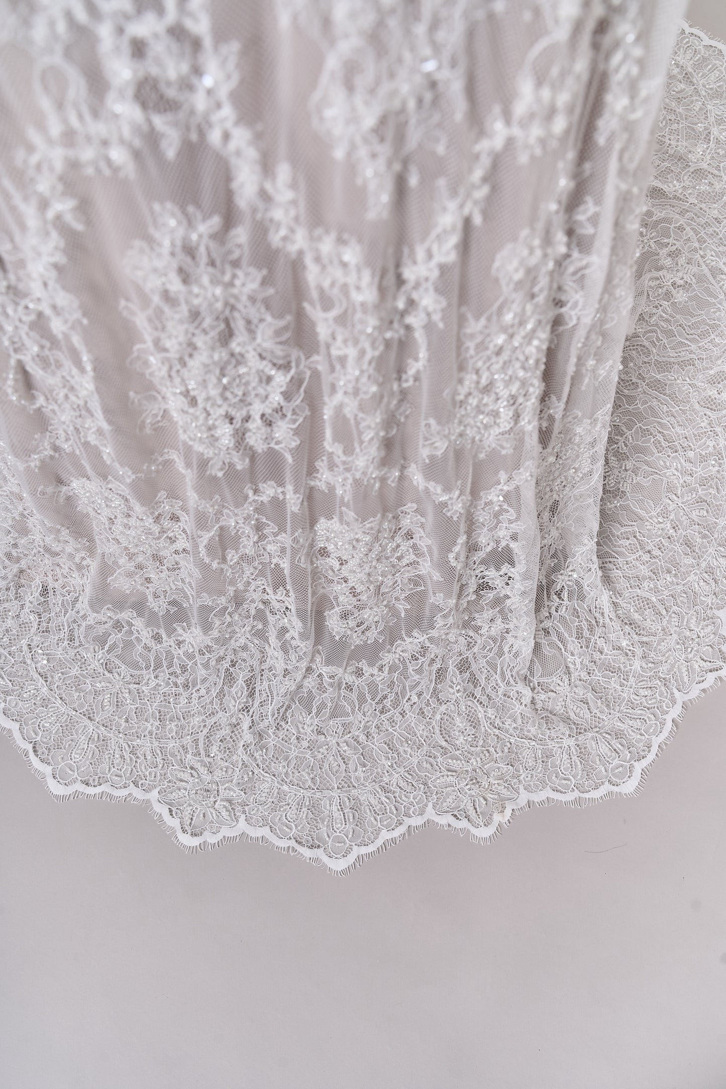 S0249 CHANTILLY EMBROIDERY LACE WITH BEADS