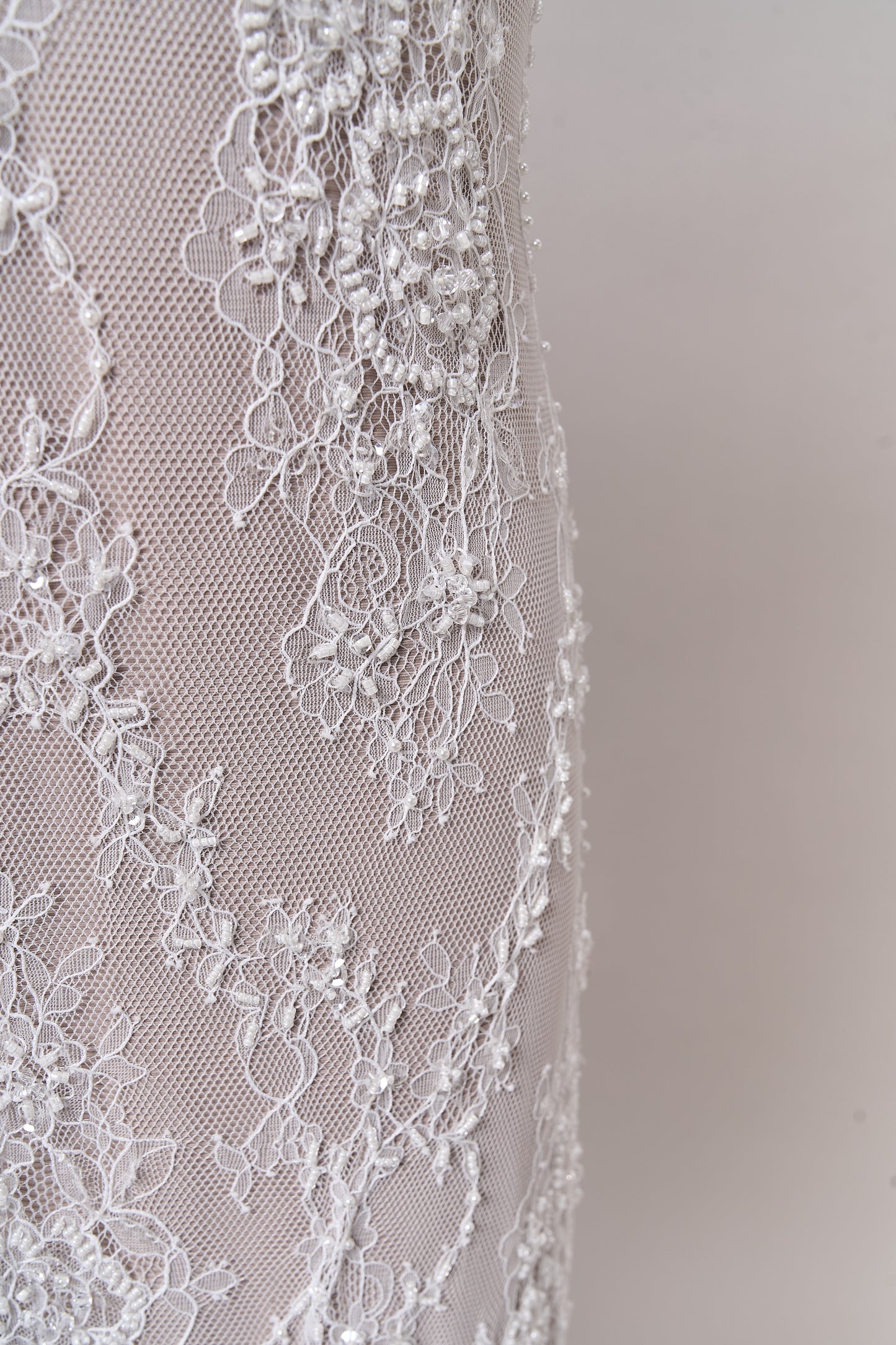 S0249 CHANTILLY EMBROIDERY LACE WITH BEADS