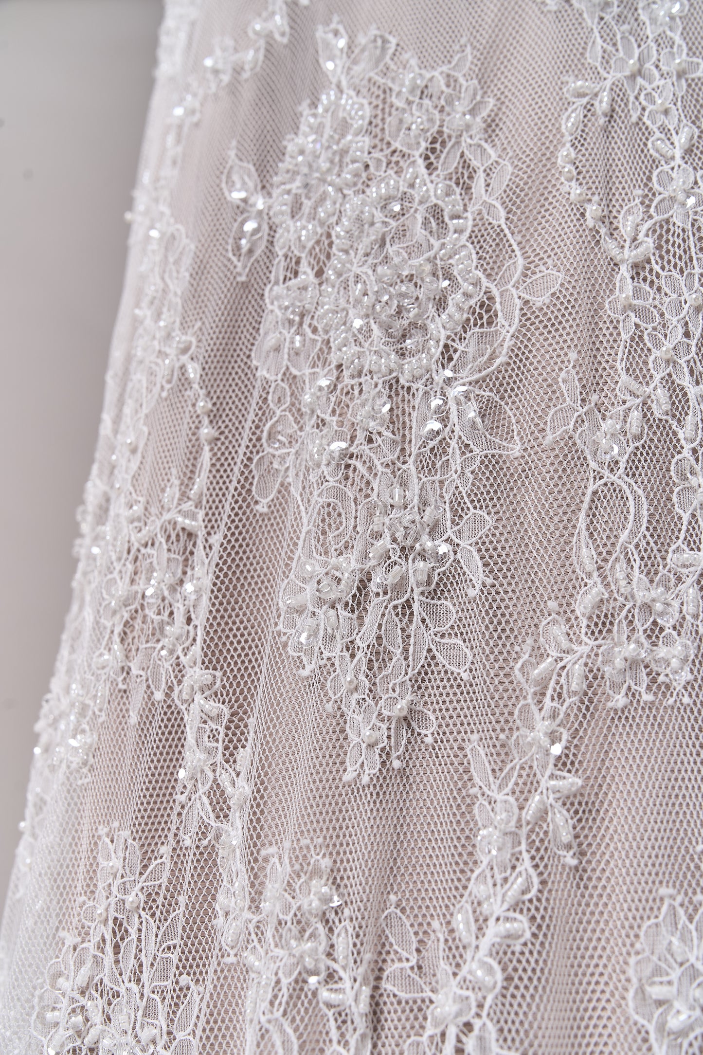 S0249 CHANTILLY EMBROIDERY LACE WITH BEADS