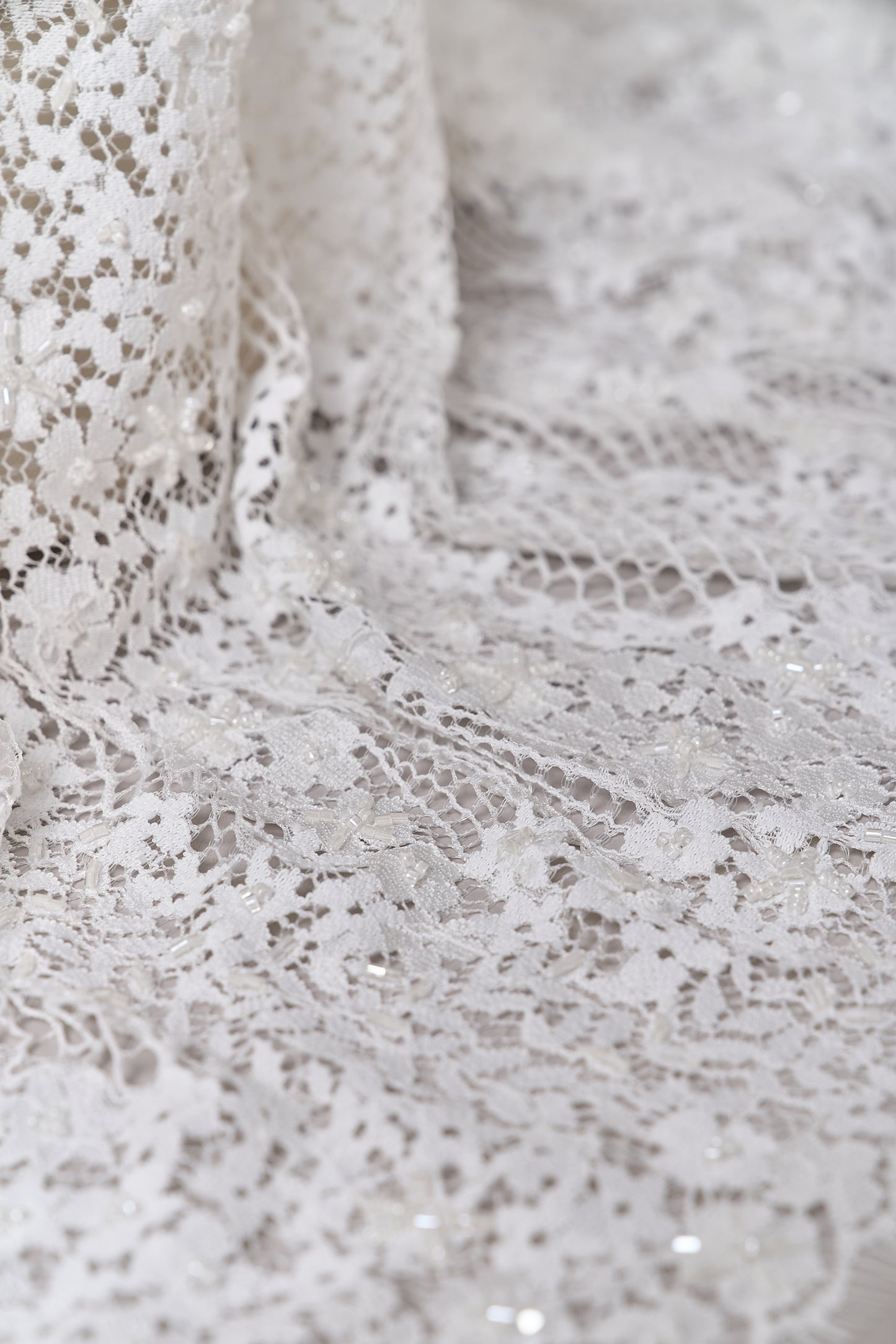 S0679 - EMBROIDERY LACE