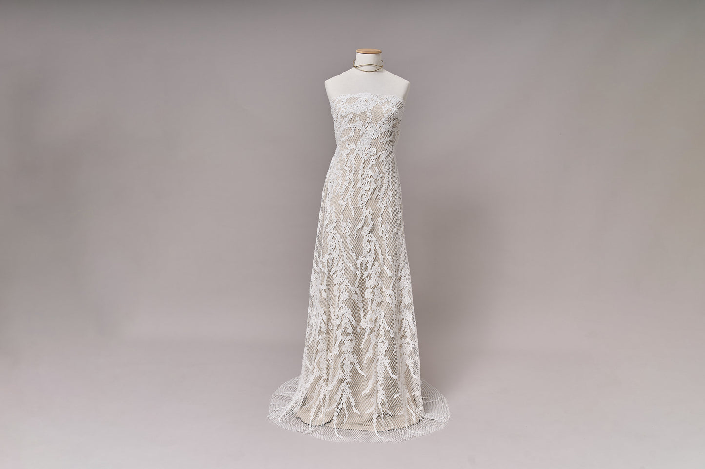 S0681 - GUIPIURE EMBROIDERY
