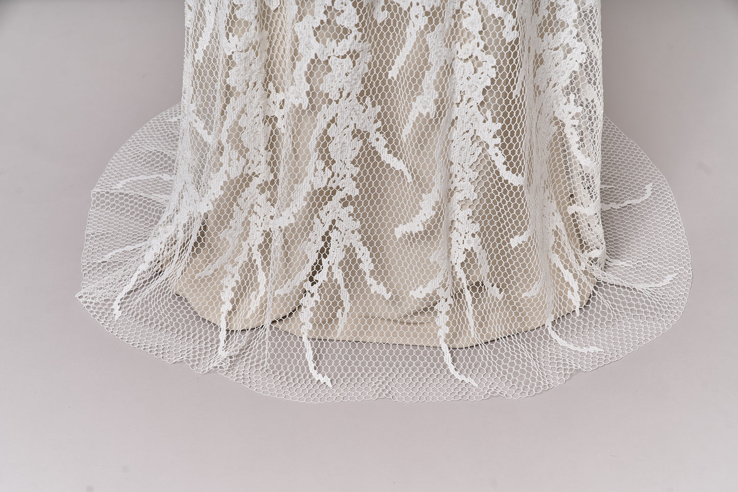 S0681 - GUIPIURE EMBROIDERY