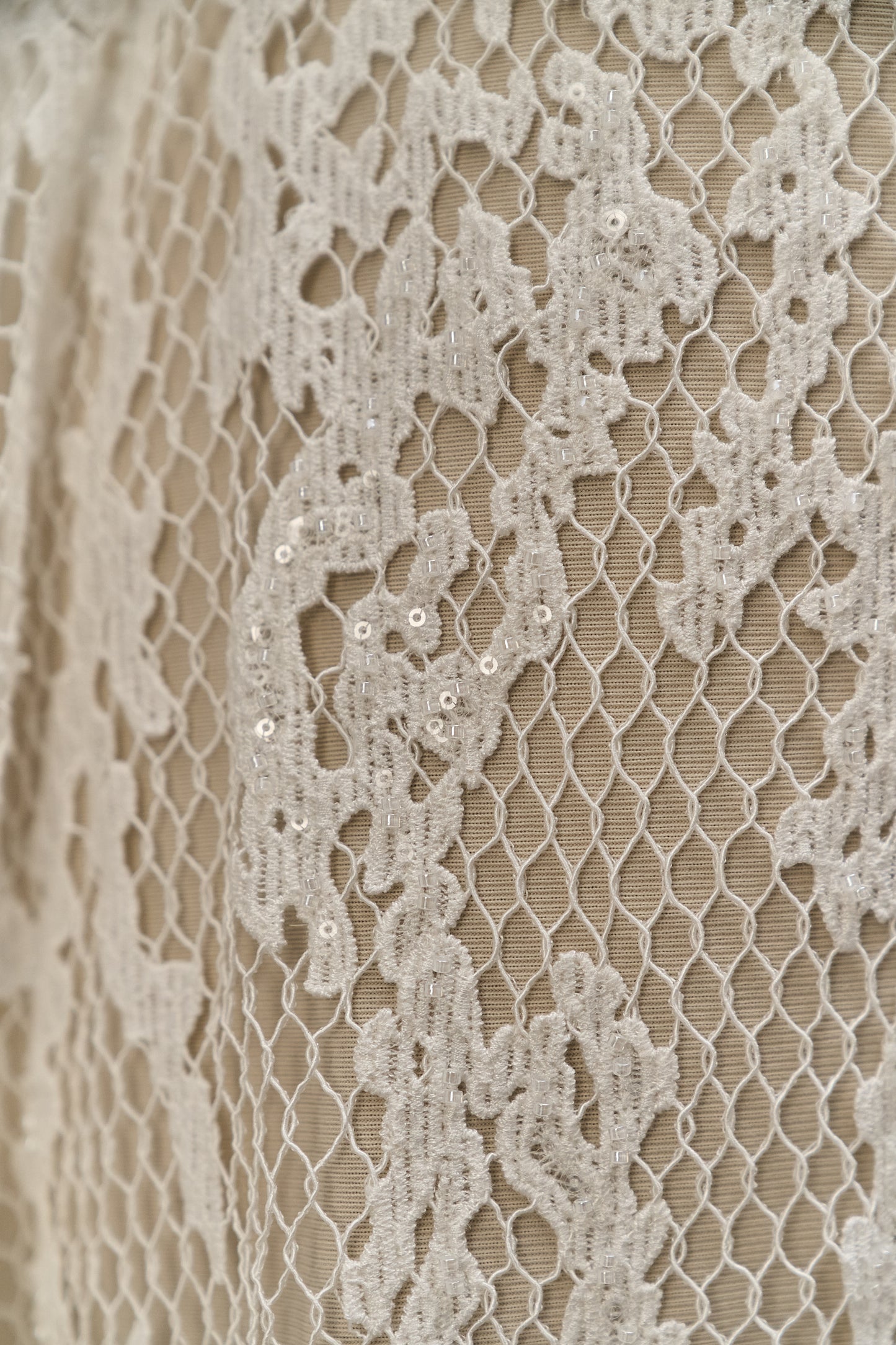 S0681 - GUIPIURE EMBROIDERY